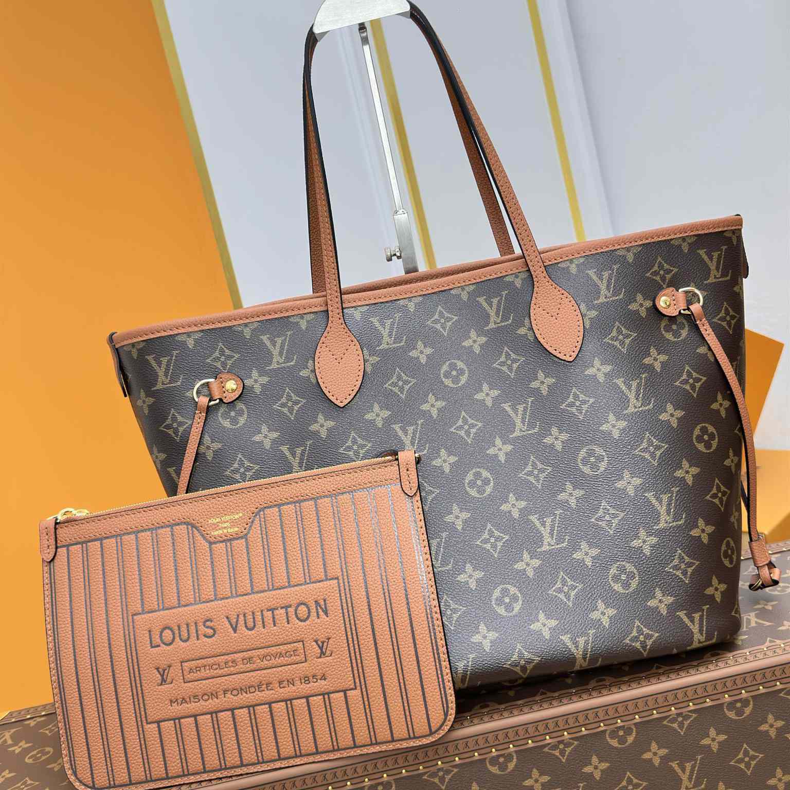 Louis Vuitton Neverfull Inside Out MM   M12061 - FashionPlug