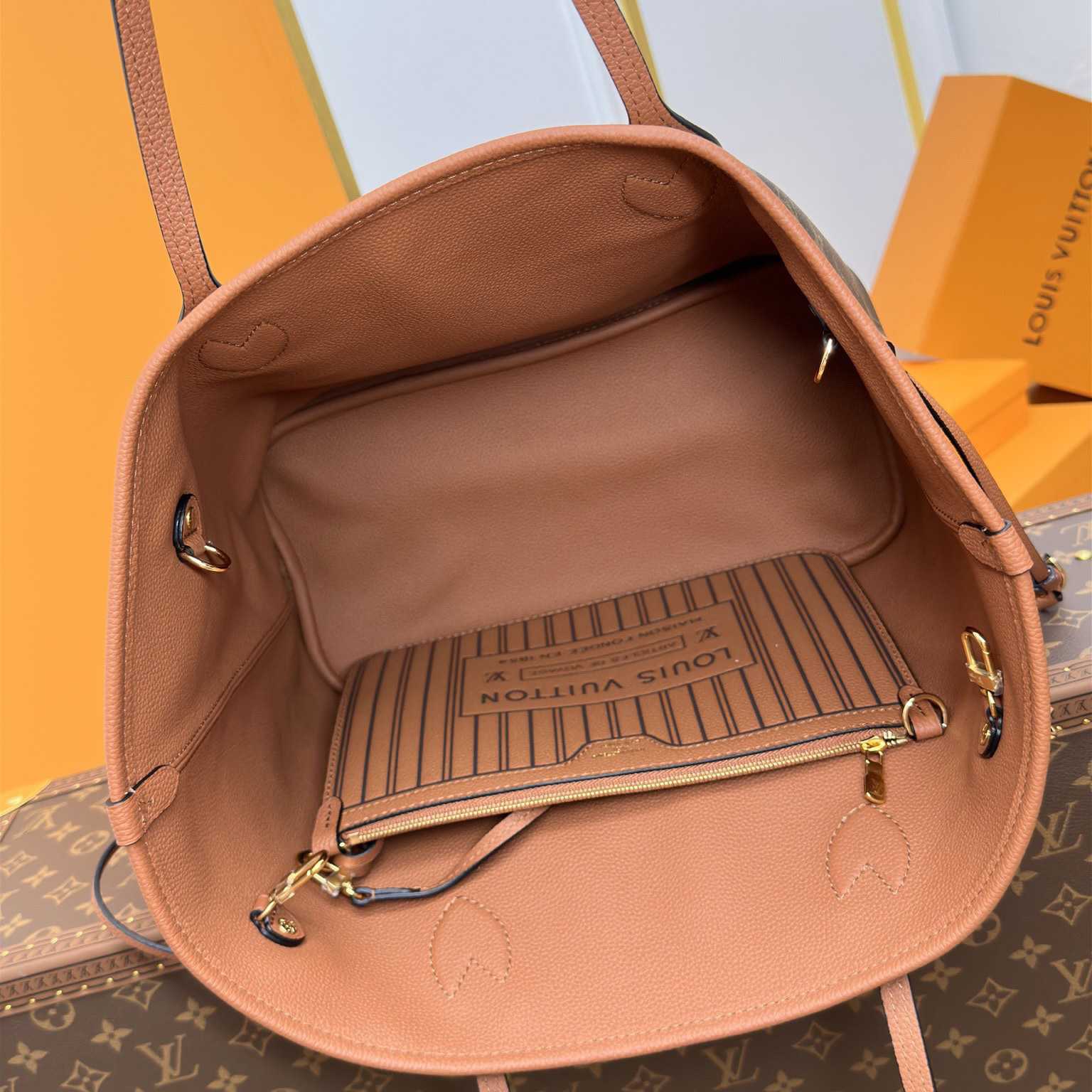 Louis Vuitton Neverfull Inside Out MM   M12061 - FashionPlug