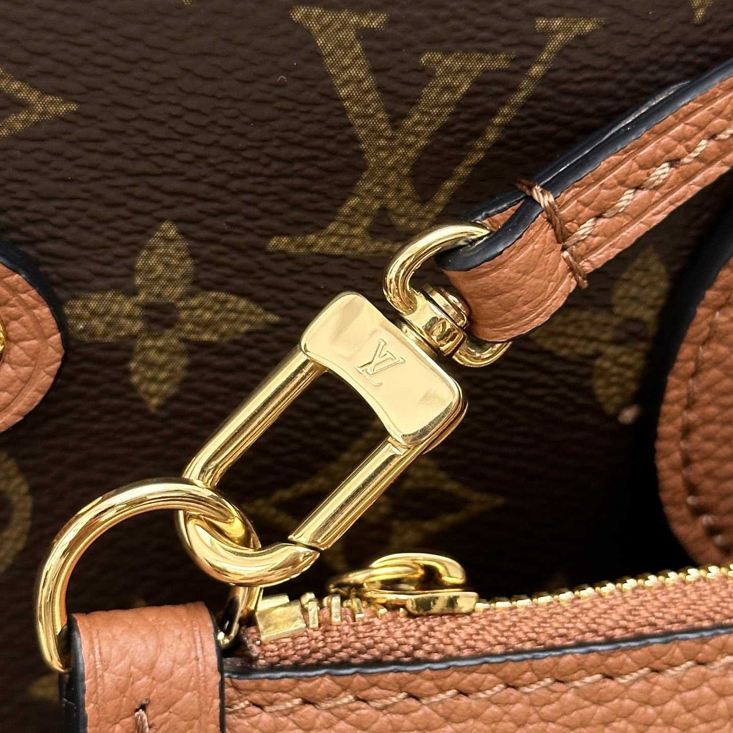 Louis Vuitton Neverfull Inside Out MM   M12061 - FashionPlug
