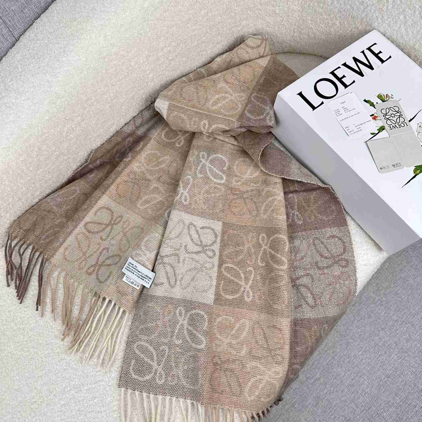 Loewe Scarf   38x200cm - FashionPlug