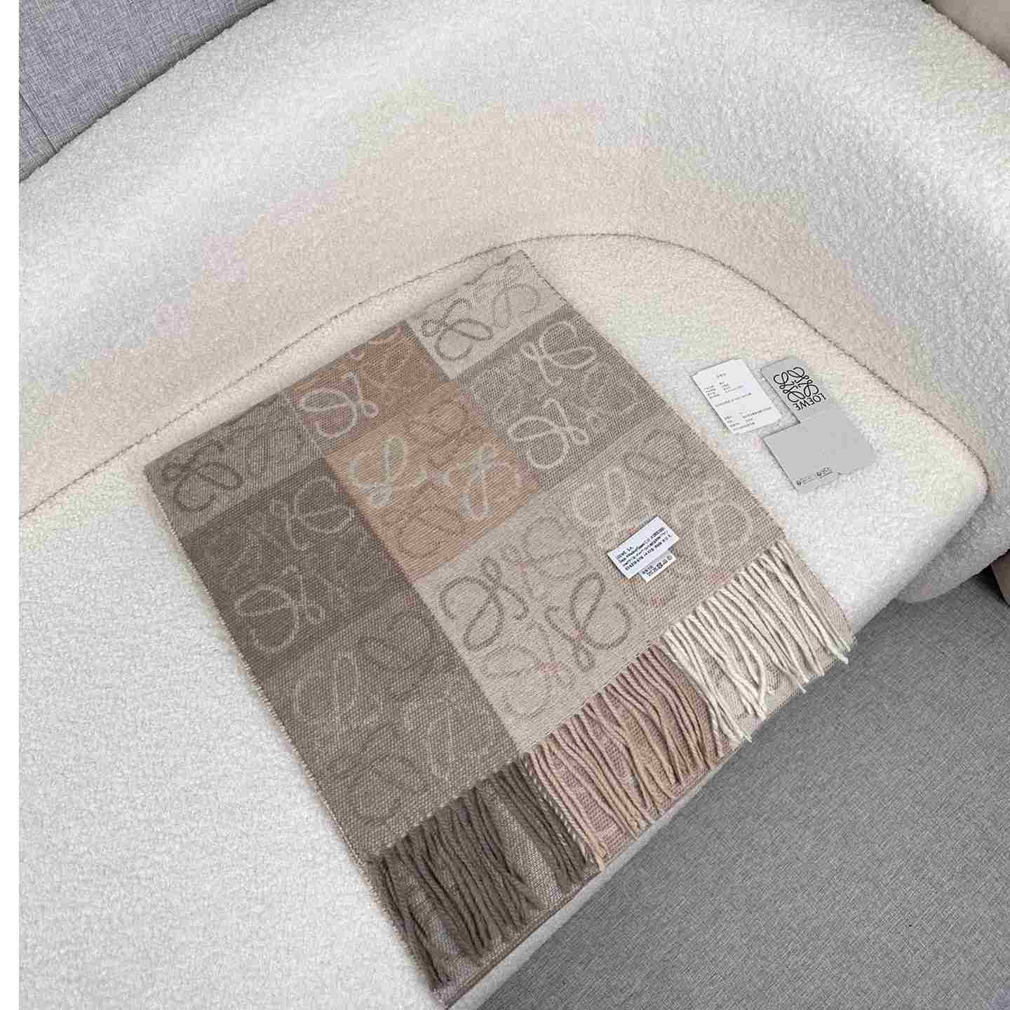 Loewe Scarf   38x200cm - FashionPlug