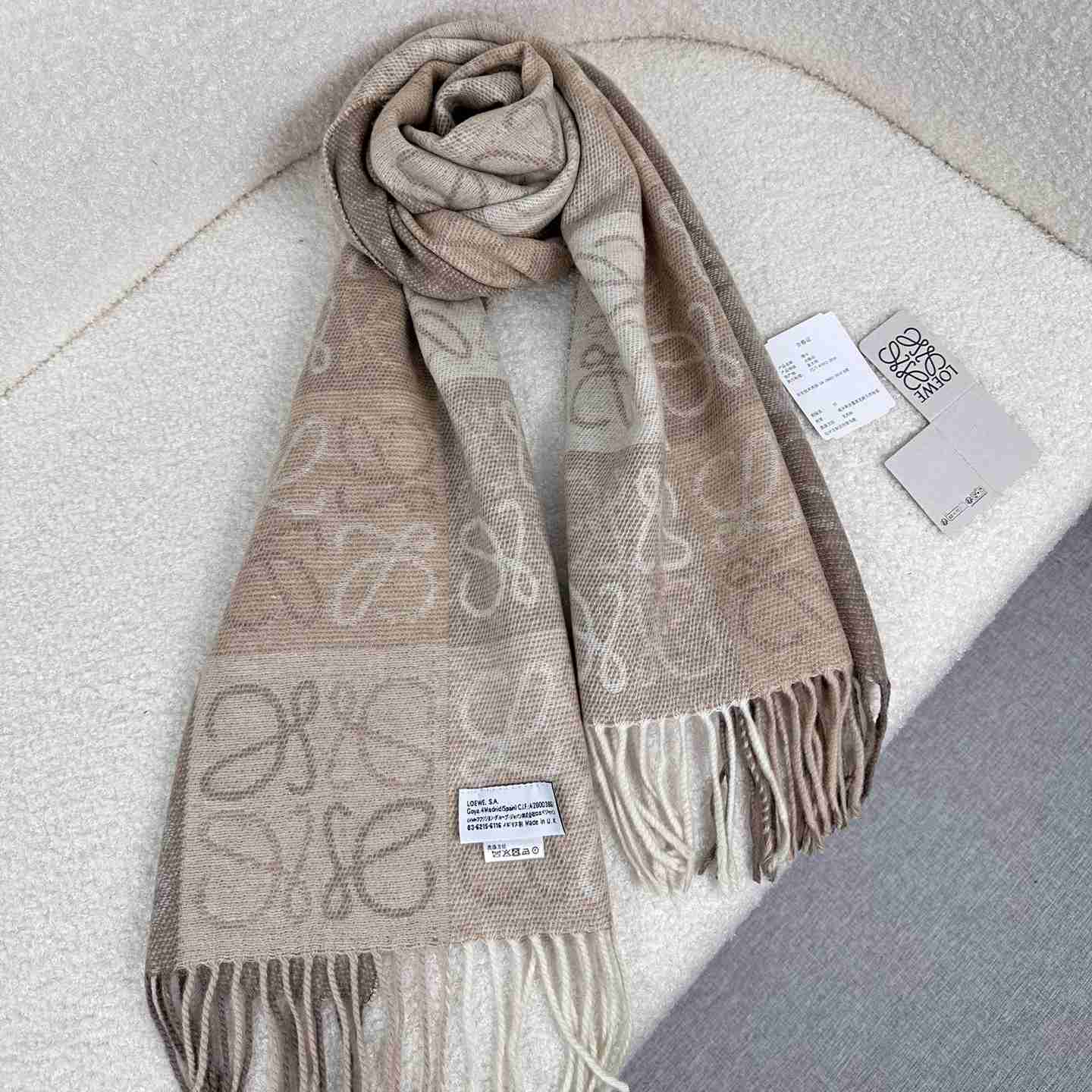 Loewe Scarf   38x200cm - FashionPlug