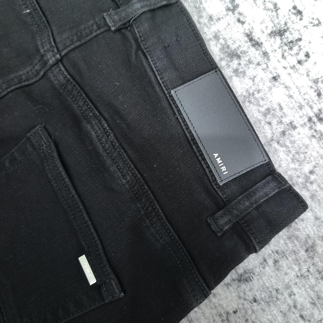 Amiri Slim Fit Jeans    685 - FashionPlug