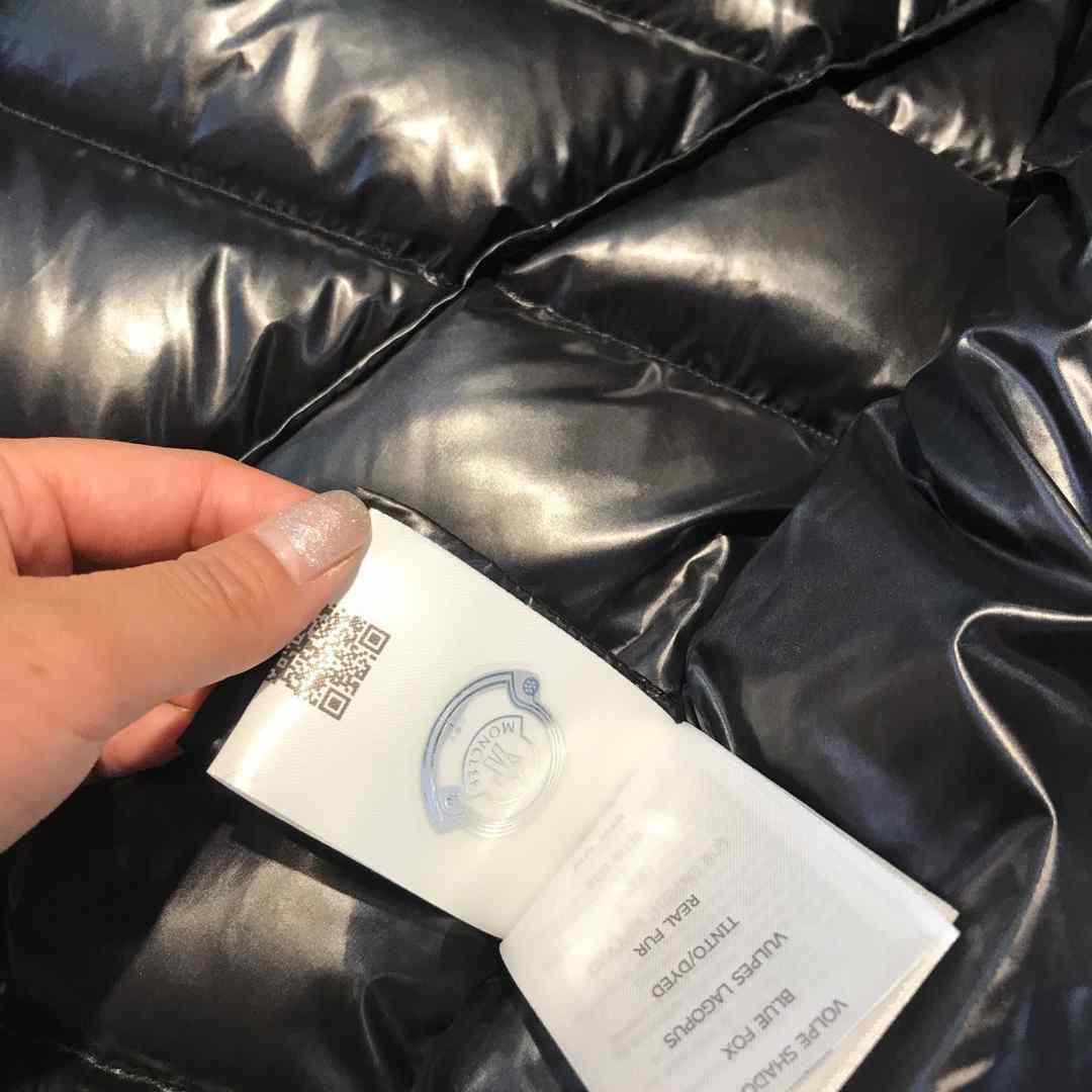 Moncler Fulmarus Hooded Quilted Coat - FashionPlug