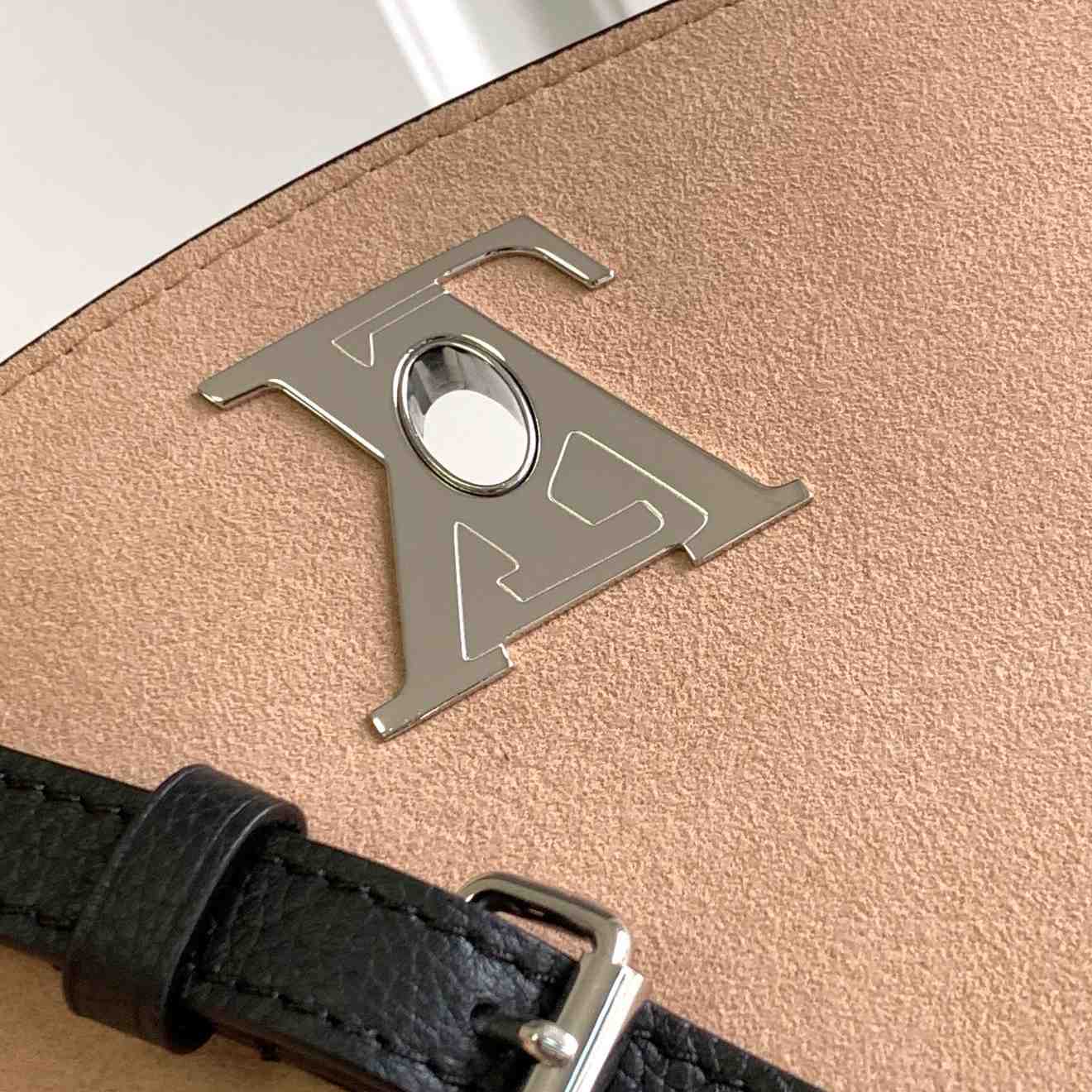Louis Vuitton Lockme Ever BB   M53937 - FashionPlug