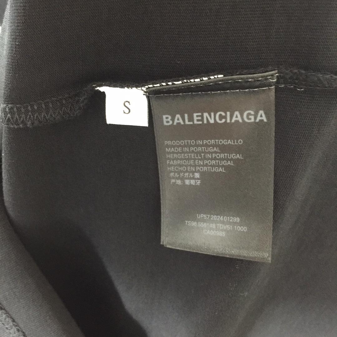 Balenciaga Logo T-Shirt - FashionPlug