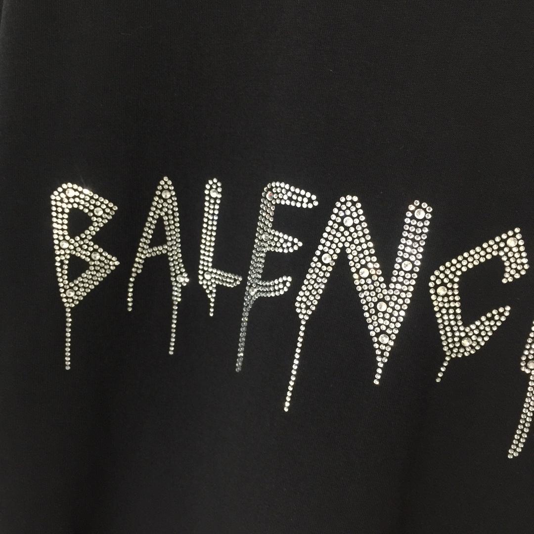 Balenciaga Logo T-Shirt - FashionPlug