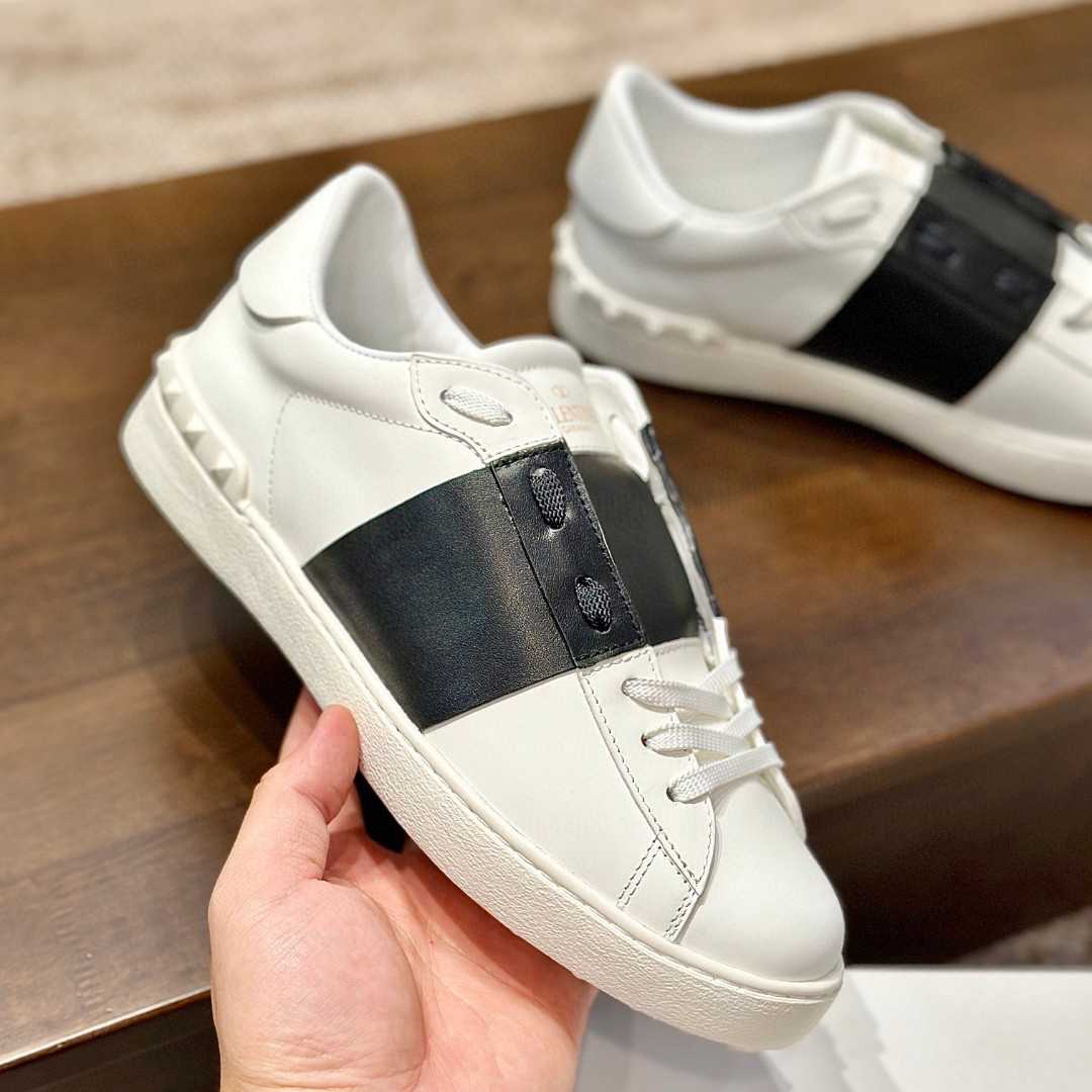 Valenti Leather Sneakers - FashionPlug