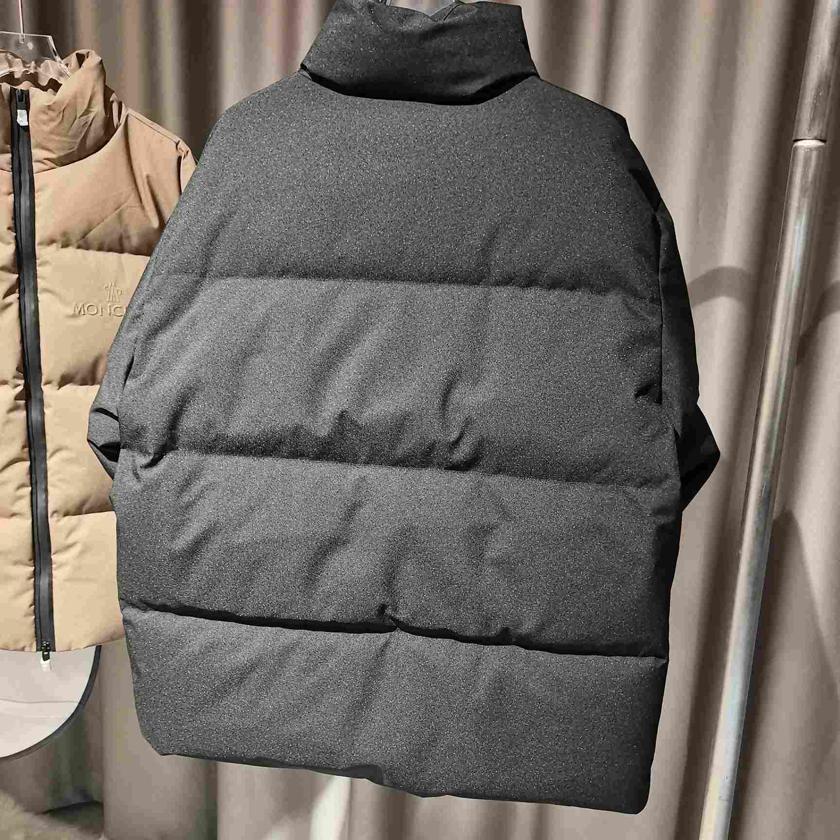 Moncler Misonet Short Down Jacket - FashionPlug