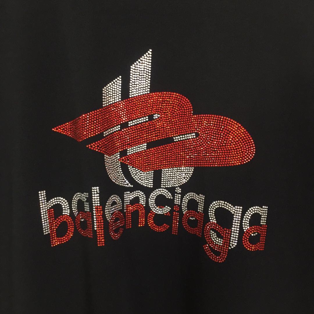 Balenciaga Logo T-Shirt - FashionPlug