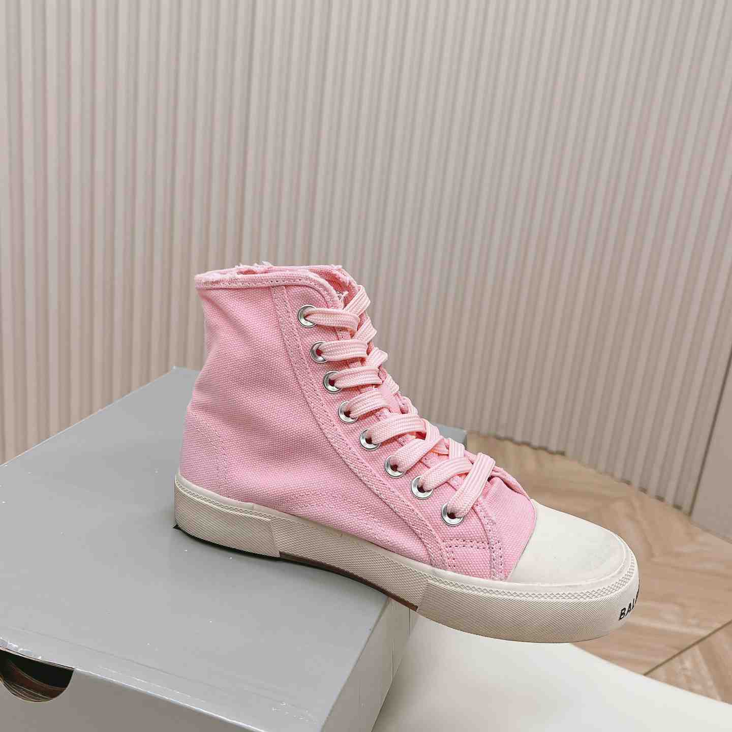 Balenciaga Paris High Top Sneakers - FashionPlug