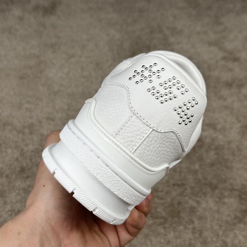 Louis Vuitton LV Trainer Sneaker  1ADDBY - FashionPlug
