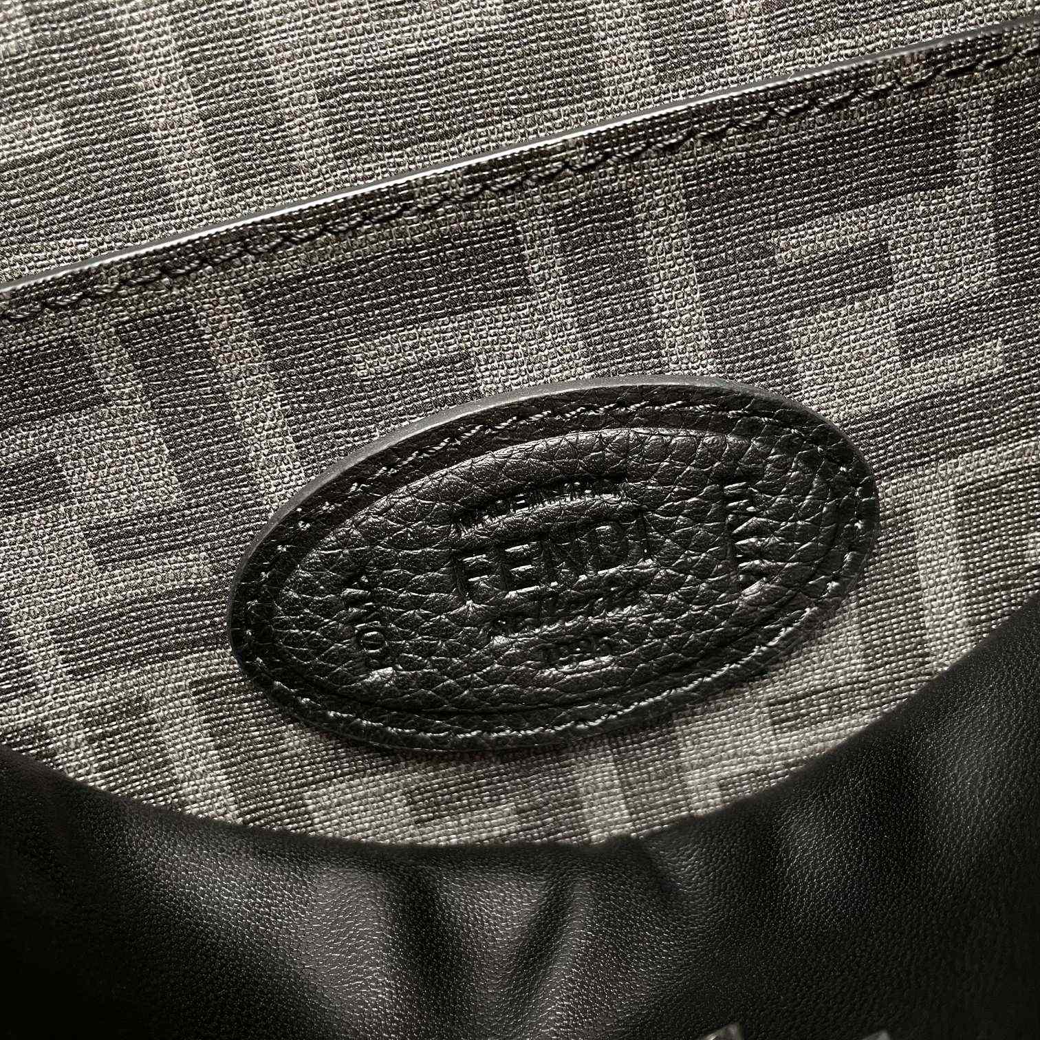 Fendi Peekaboo  - FashionPlug
