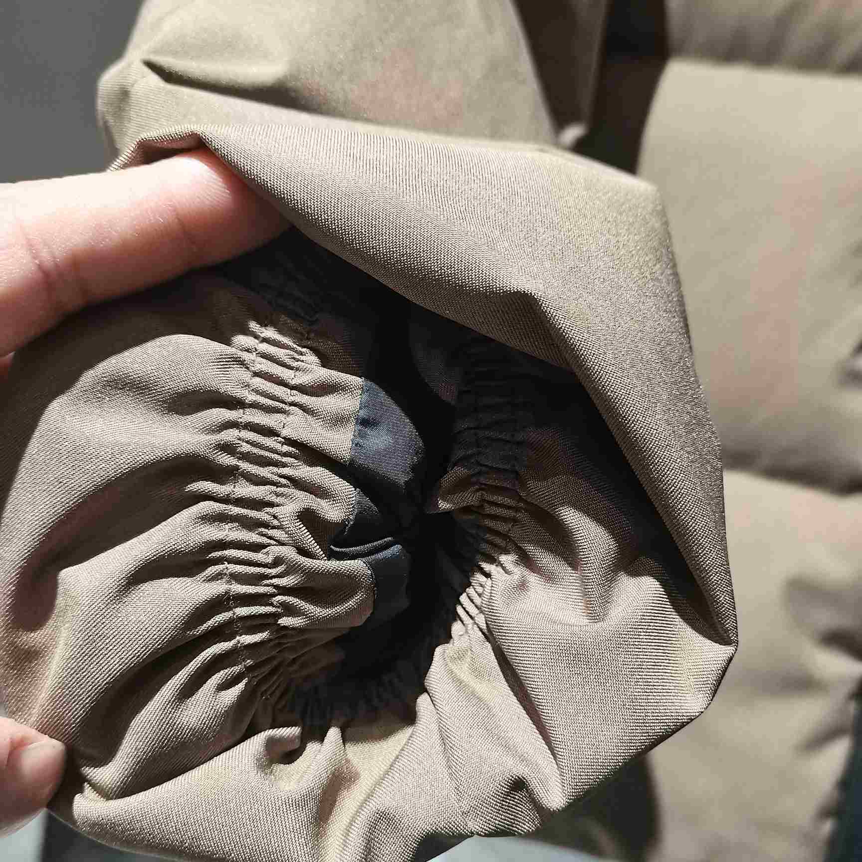 Moncler Misonet Short Down Jacket - FashionPlug