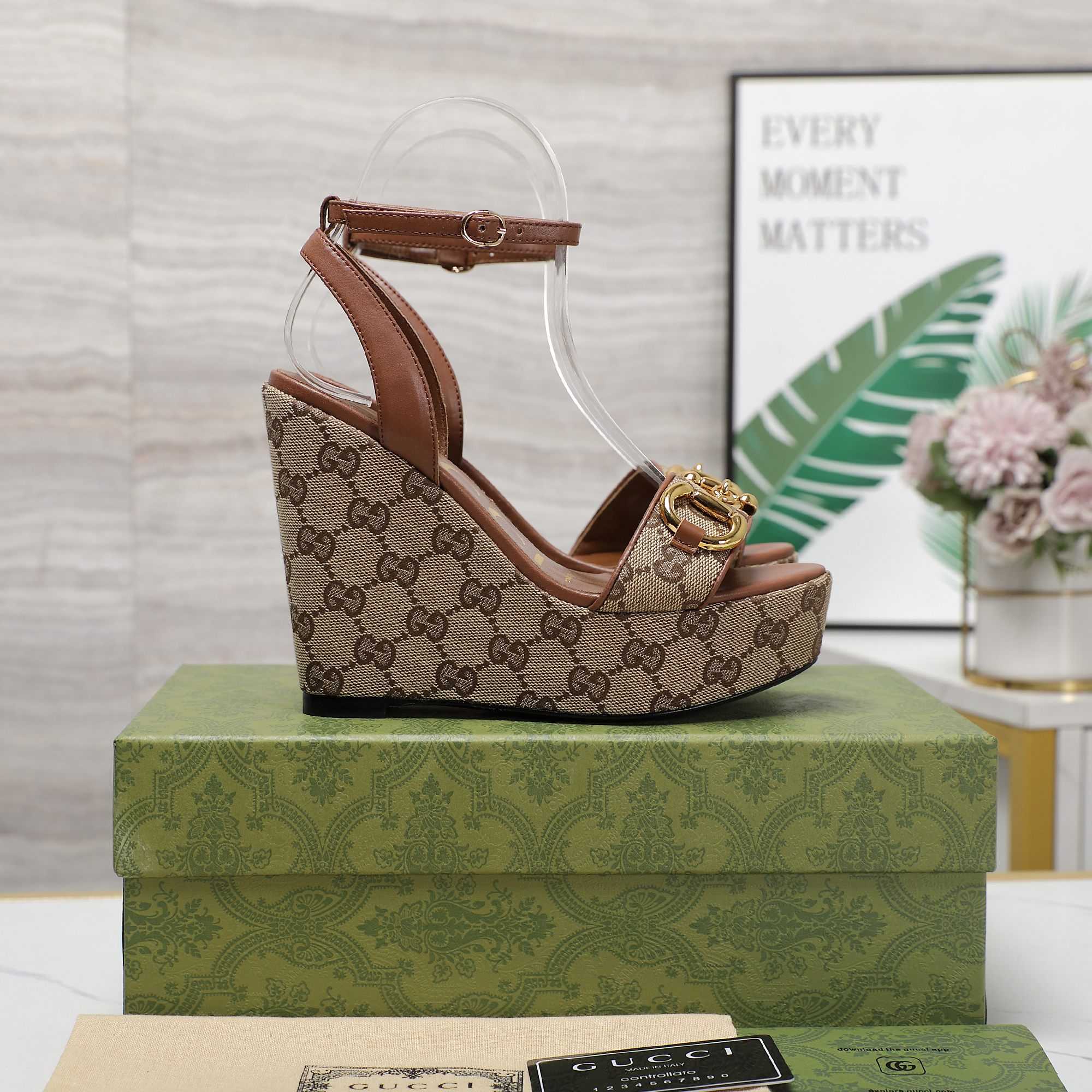 Gucci Women's Horsebit Platform Sandal  - FashionPlug