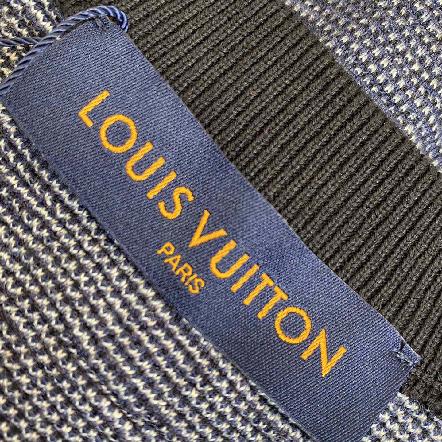 Louis Vuitton LV Vers Damoflage Jacquard Pullover   1AGHTQ - FashionPlug