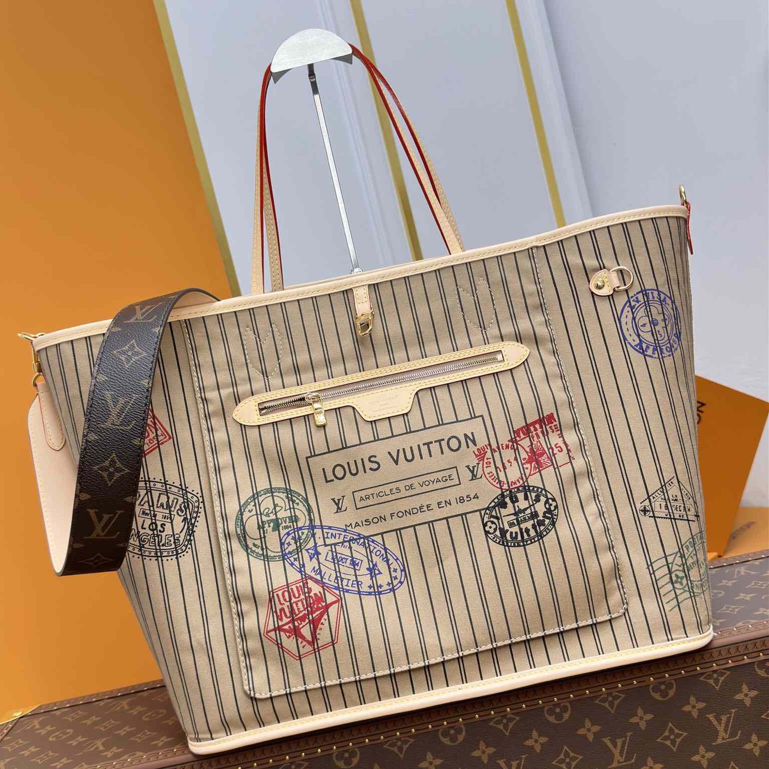 Louis Vuitton Neverfull Bandoulière Inside Out GM   M11948 - FashionPlug