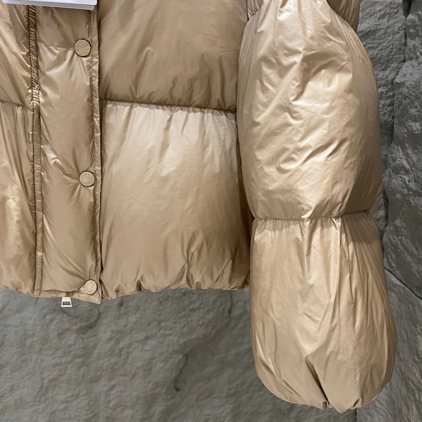 Moncler Borey Short Down Jacket - FashionPlug