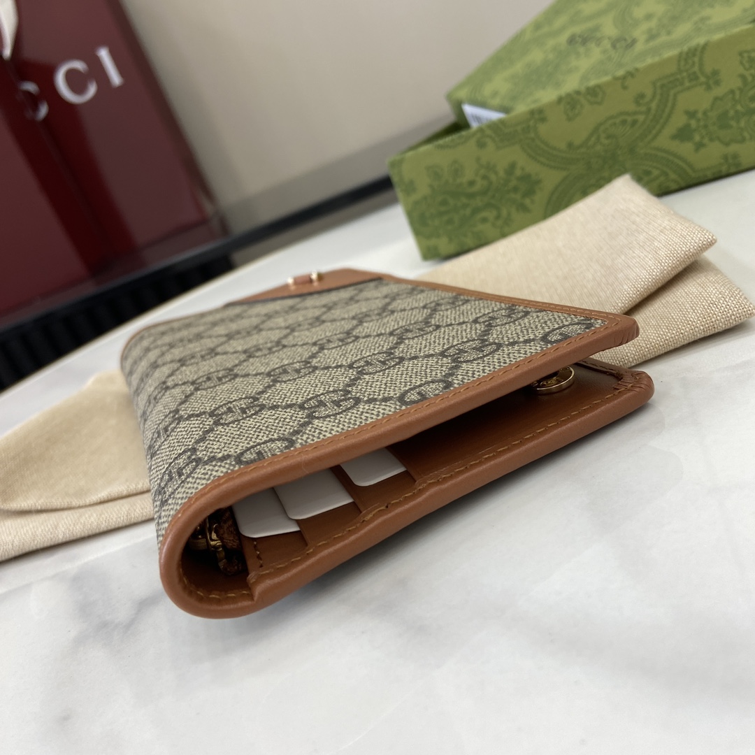 Gucci GG Emblem Continental Wallet - FashionPlug