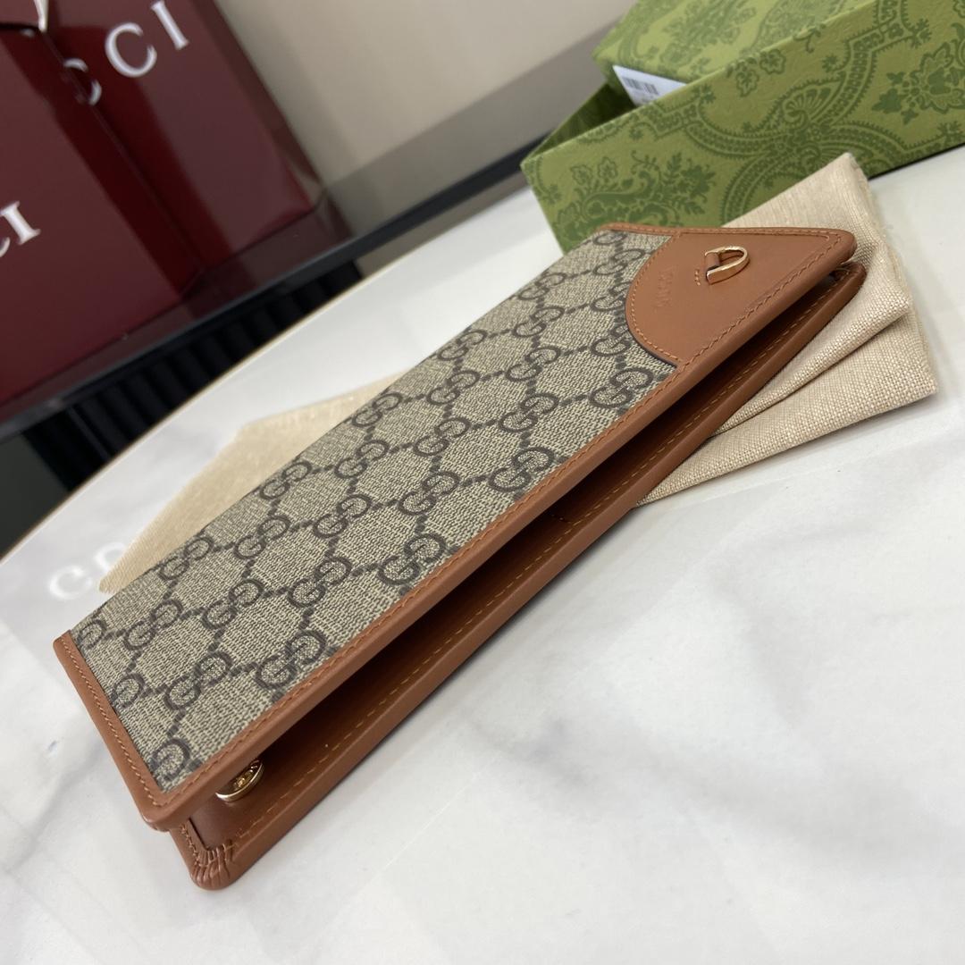 Gucci GG Emblem Continental Wallet - FashionPlug