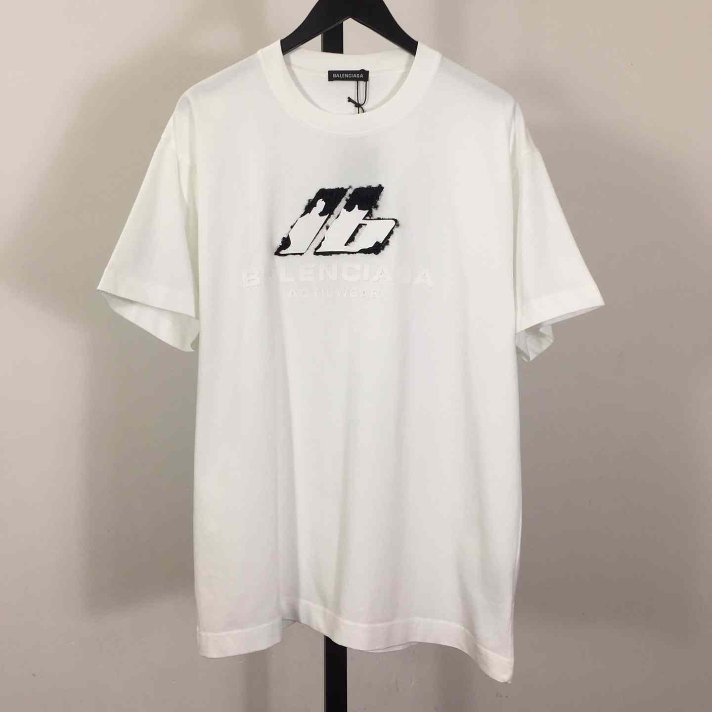 Balenciaga Logo T-Shirt - FashionPlug