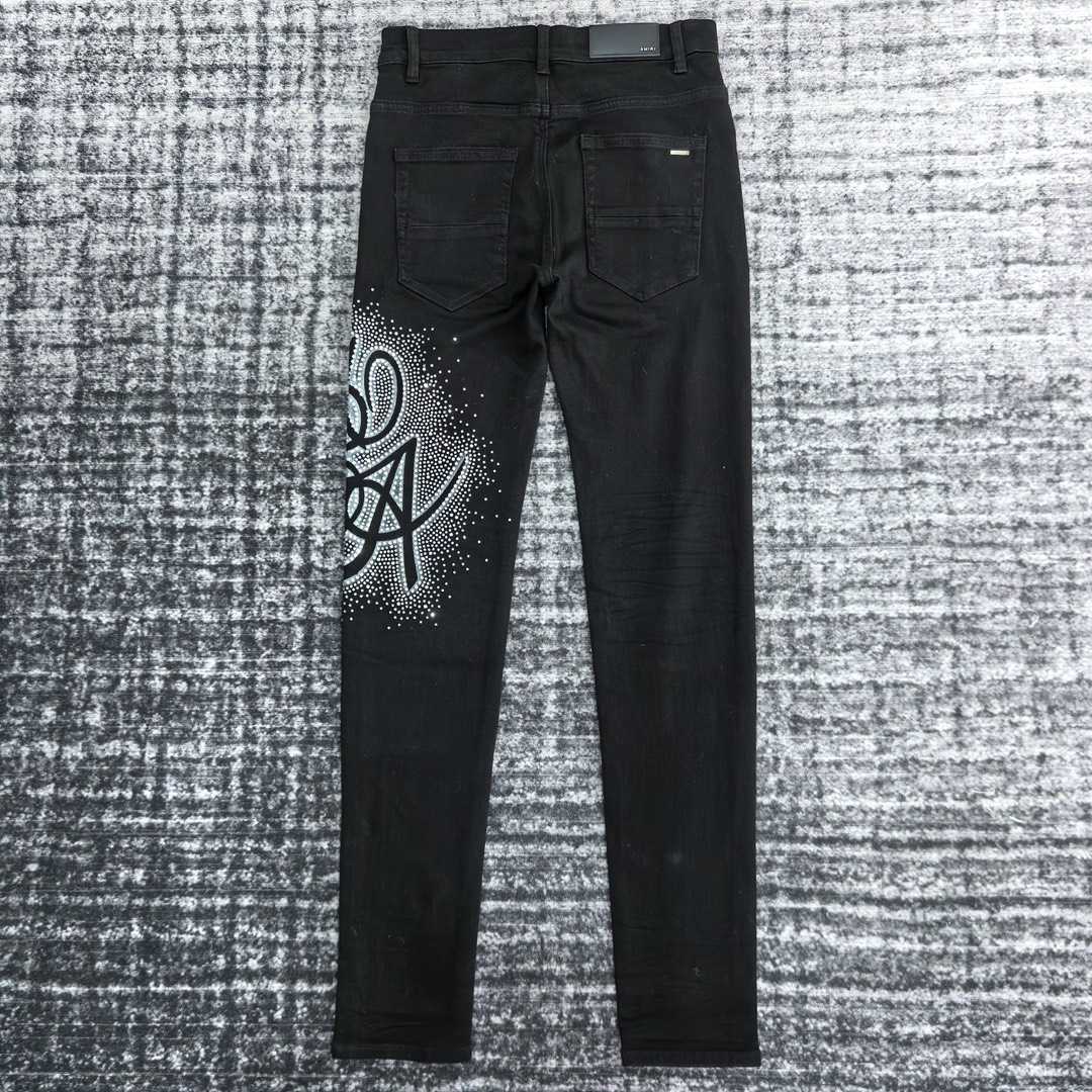 Amiri Slim Fit Jeans    683 - FashionPlug