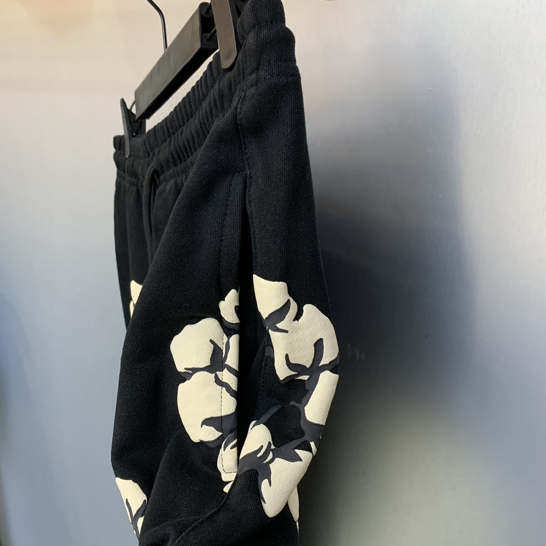 Denim Tears Cactus Tears Wreath Sweatpants Black - FashionPlug