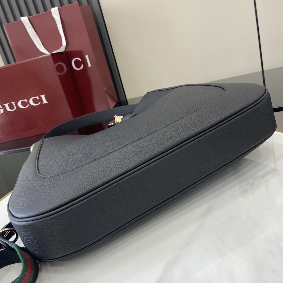 Gucci Jackie Large Shoulder Bag - FashionPlug