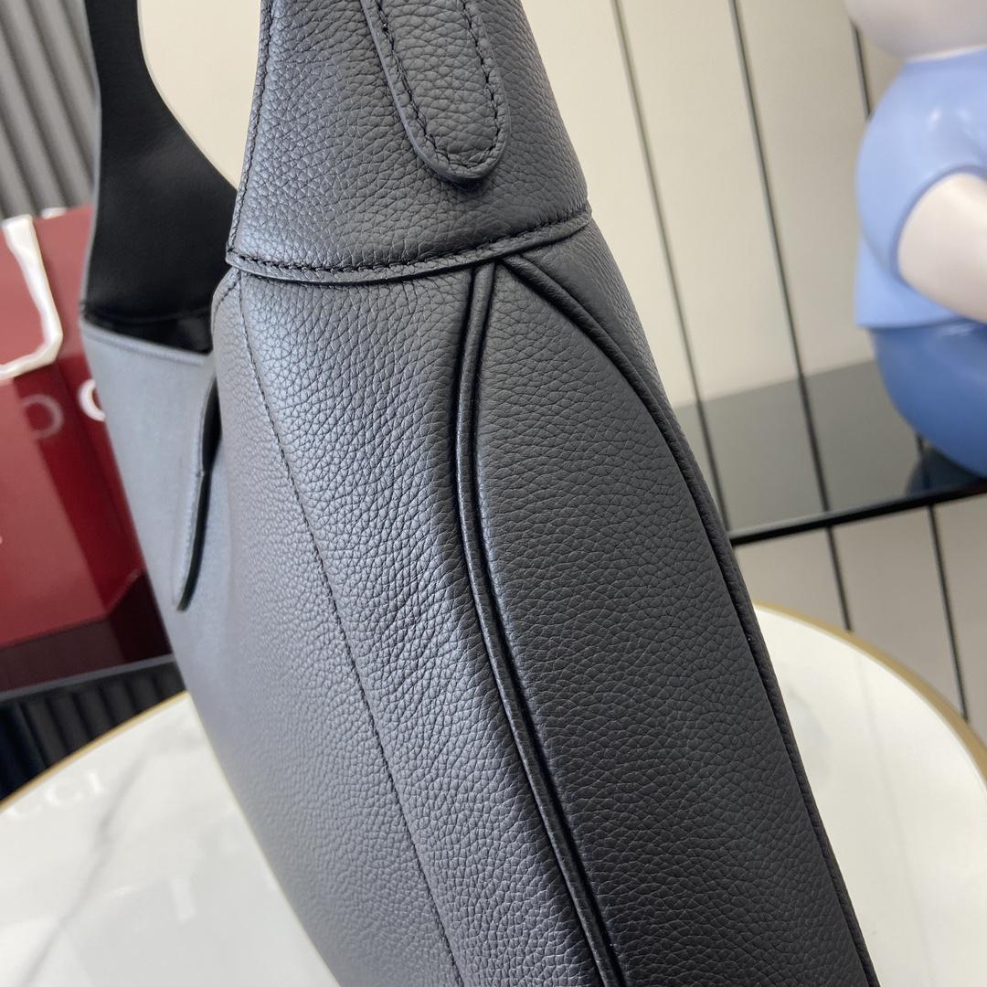 Gucci Jackie Large Shoulder Bag - FashionPlug