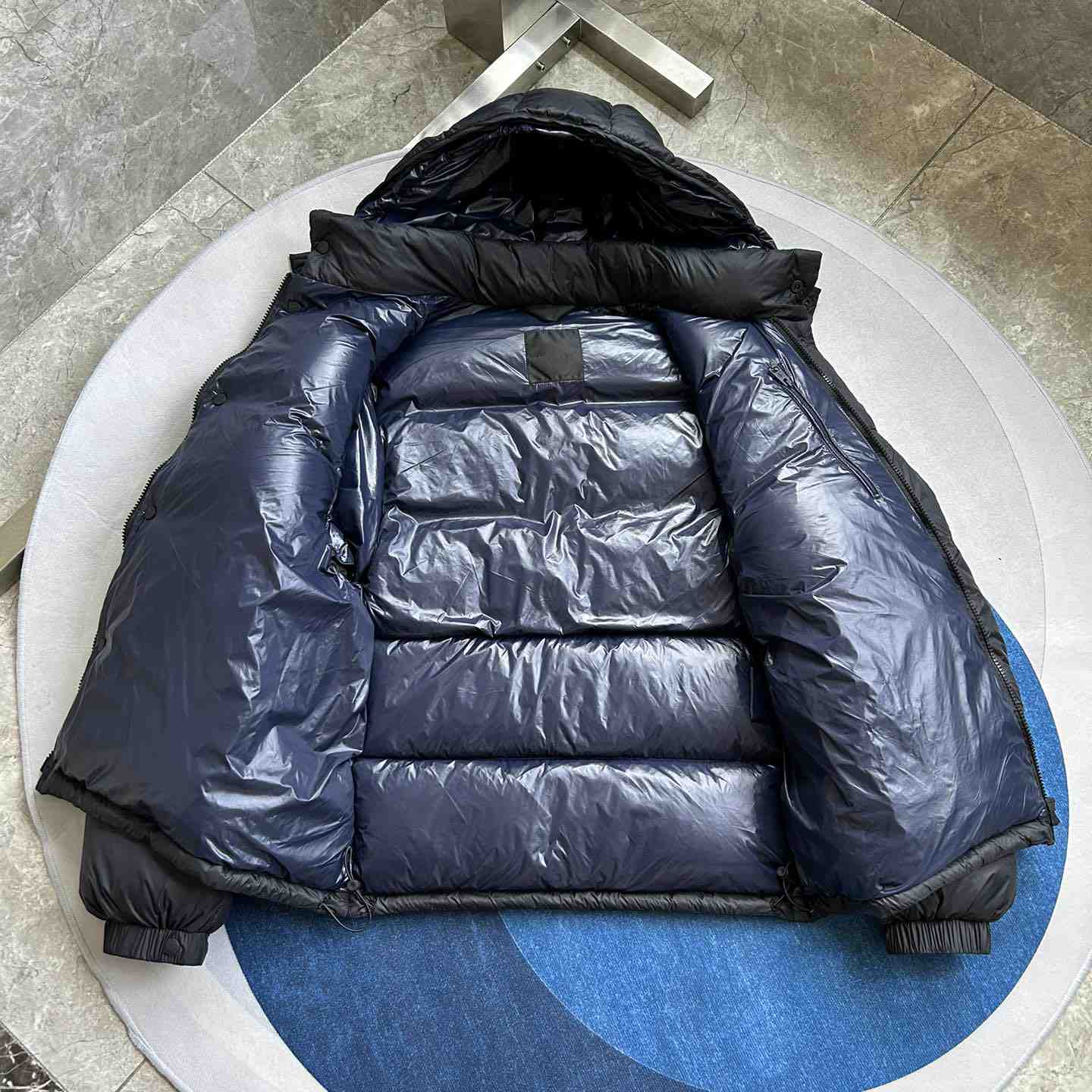 Moncler Cyclone 2-IN-1 Short Down Jacket - FashionPlug