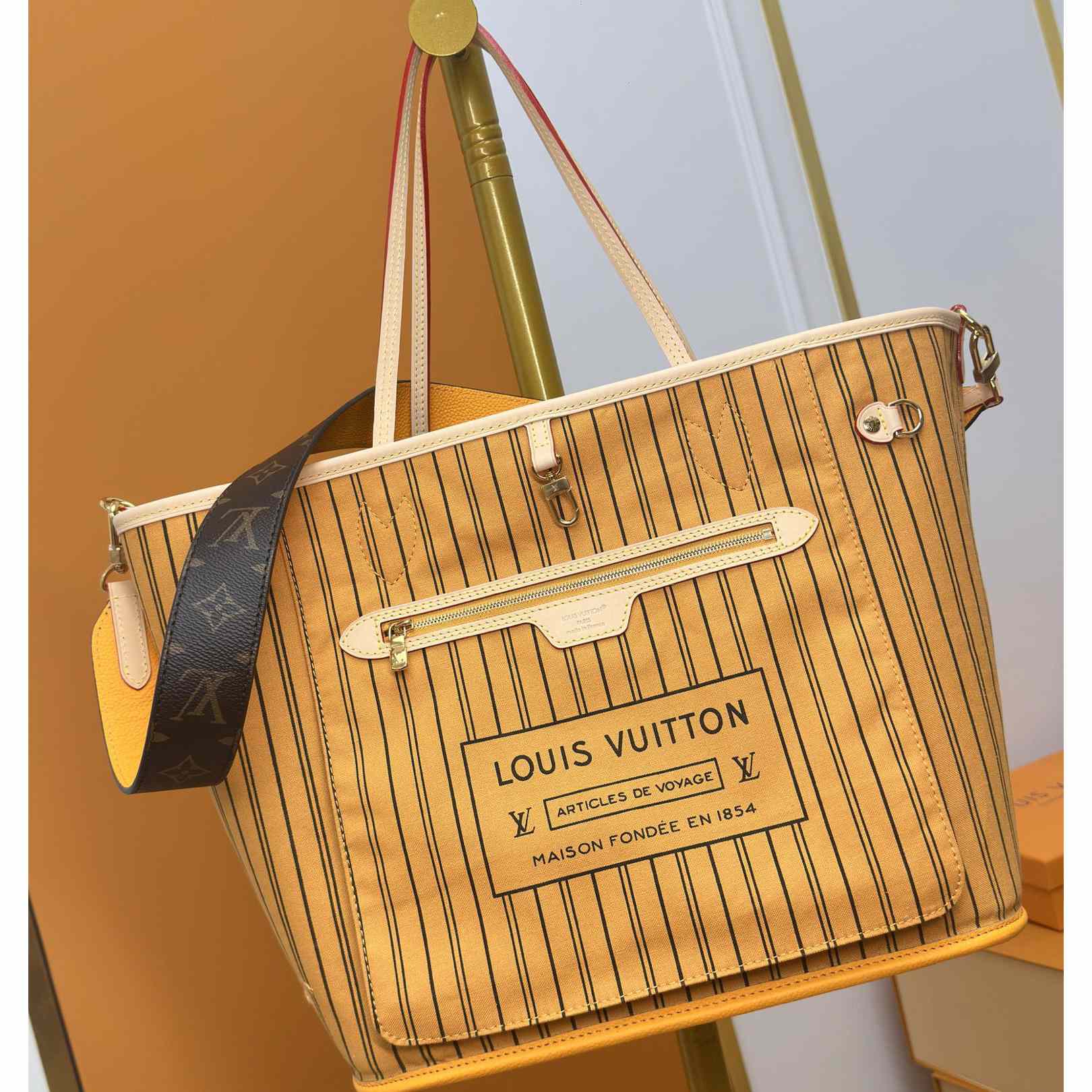 Louis Vuitton Neverfull Bandoulière Inside Out MM   M12096 - FashionPlug