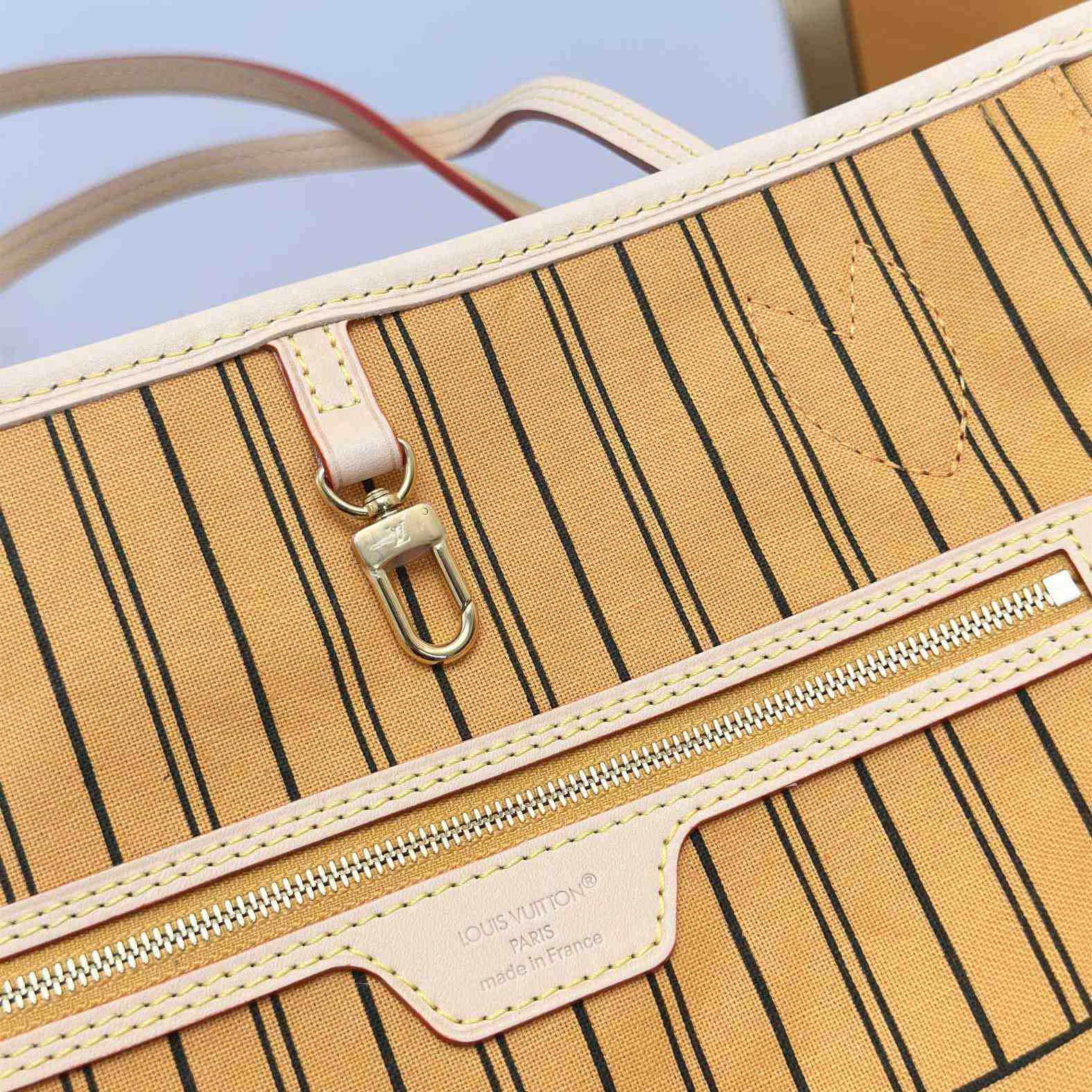 Louis Vuitton Neverfull Bandoulière Inside Out MM   M12096 - FashionPlug