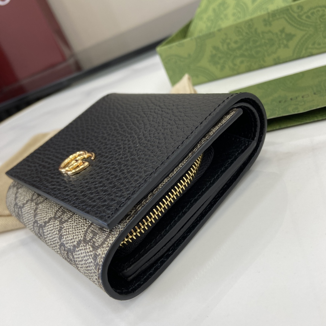 Gucci GG Marmont Bi-color Medium Wallet - FashionPlug