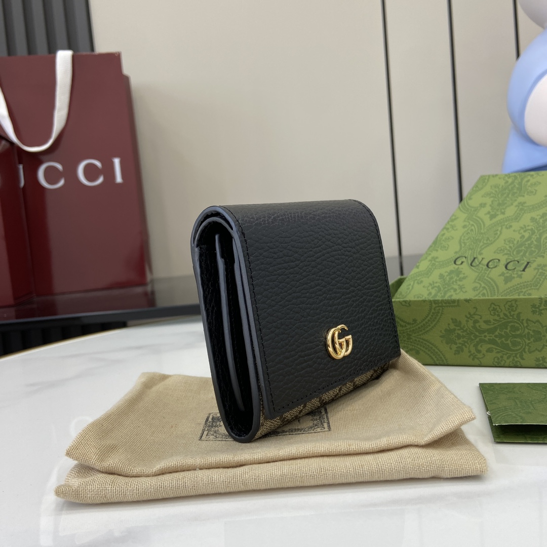 Gucci GG Marmont Bi-color Medium Wallet - FashionPlug