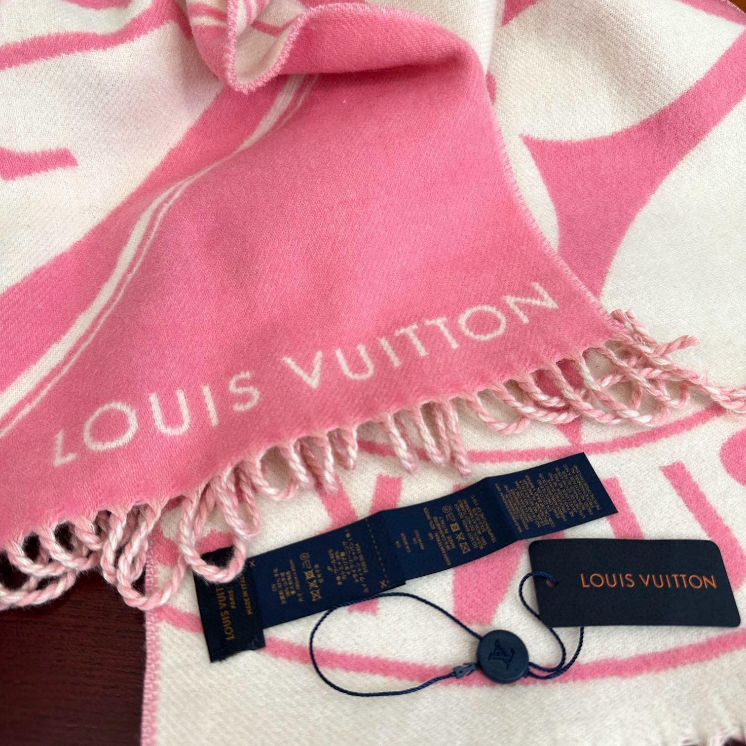 Louis Vuitton Lock And Keys Scarf  M92856 - FashionPlug