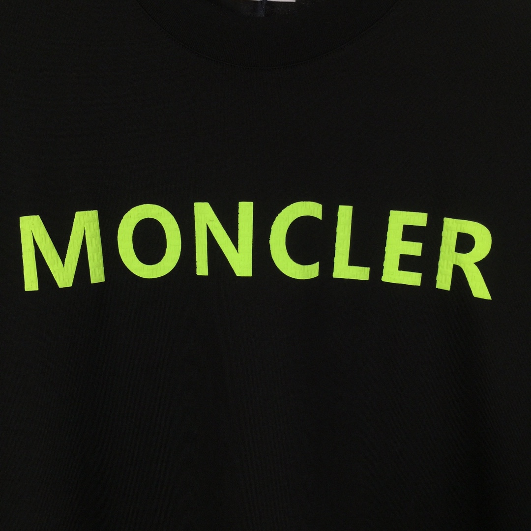 Moncler Logo T-Shirt - FashionPlug