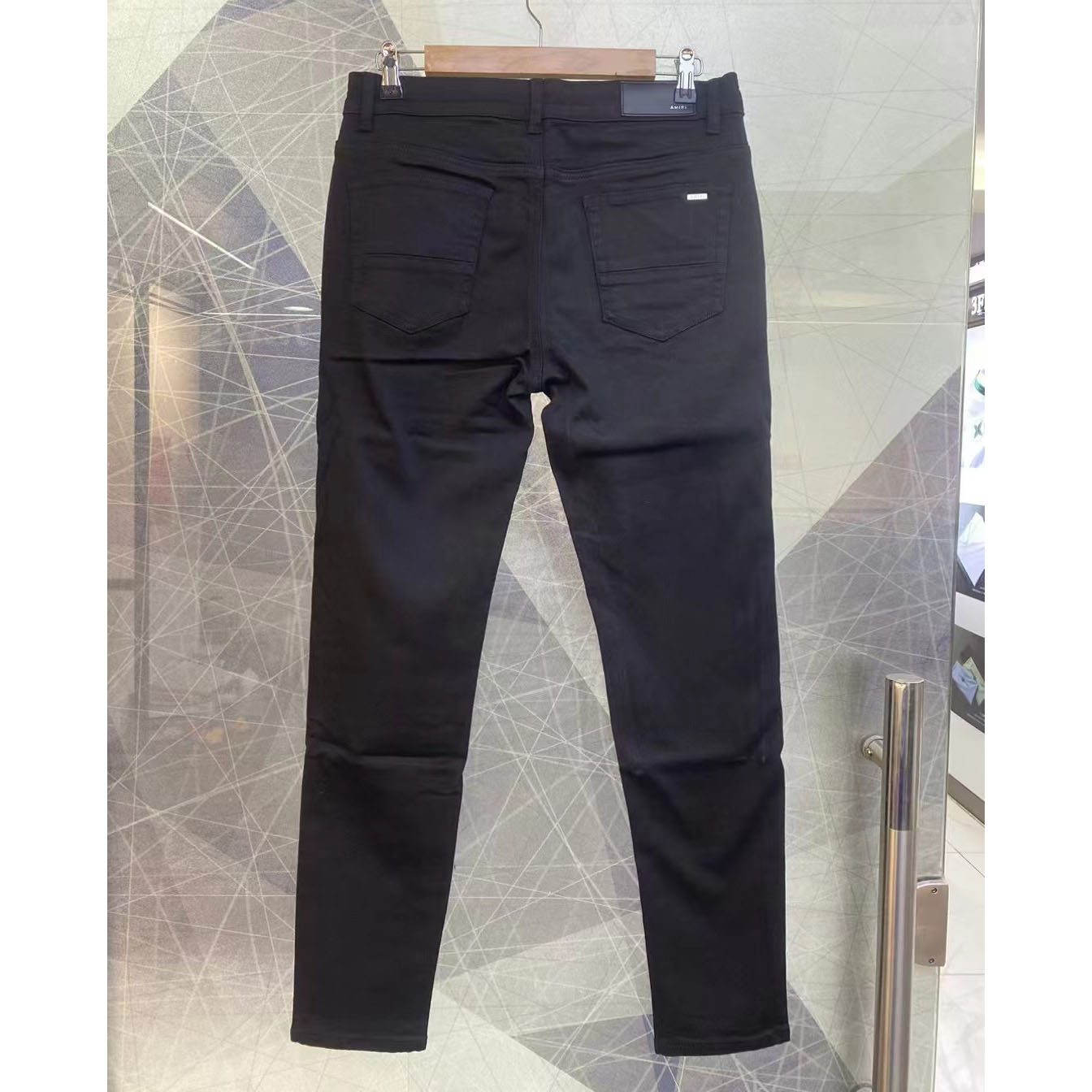 Amiri Slim Fit Jeans    - FashionPlug