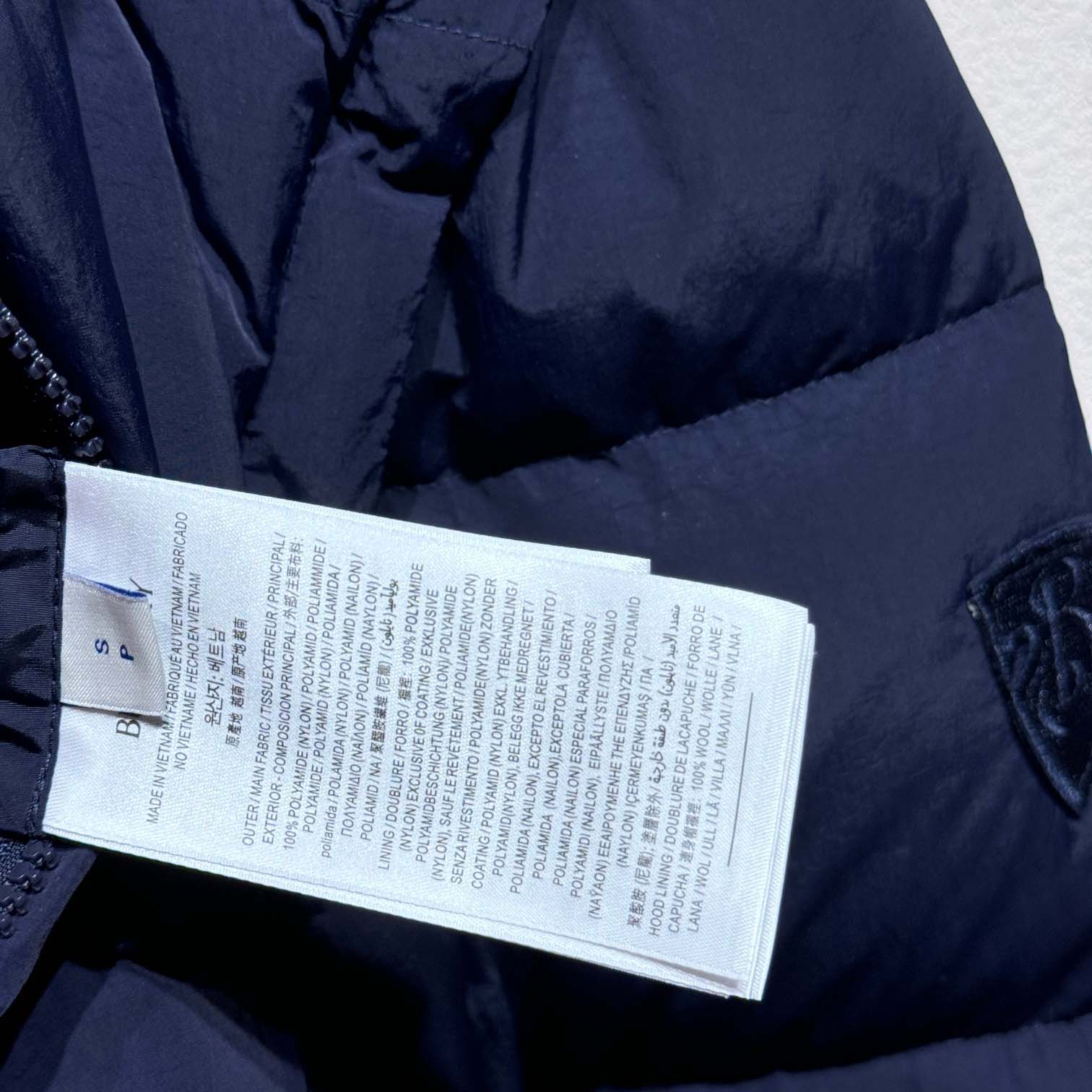 Burberry Detachable Sleeve Nylon Bideford Puffer Jacket - FashionPlug