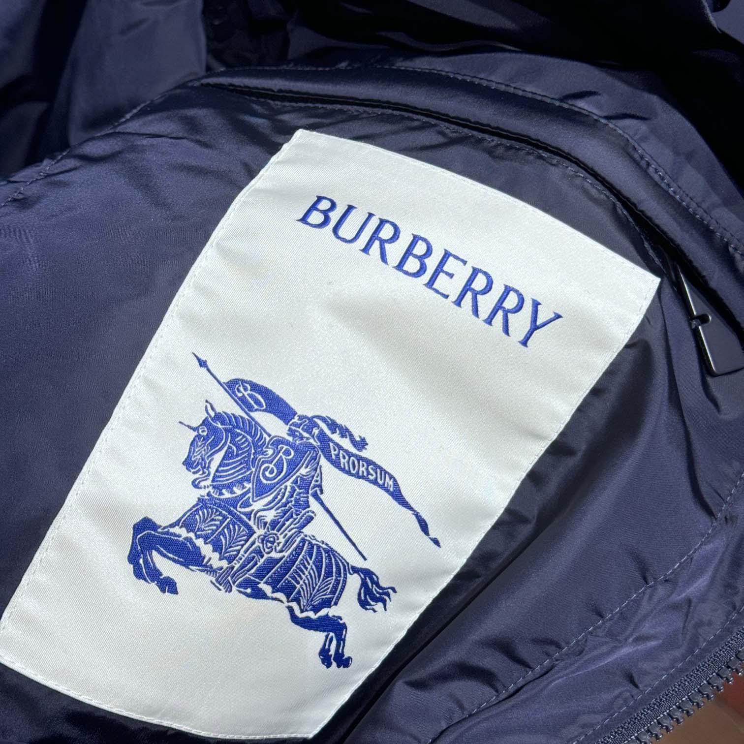 Burberry Detachable Sleeve Nylon Bideford Puffer Jacket - FashionPlug