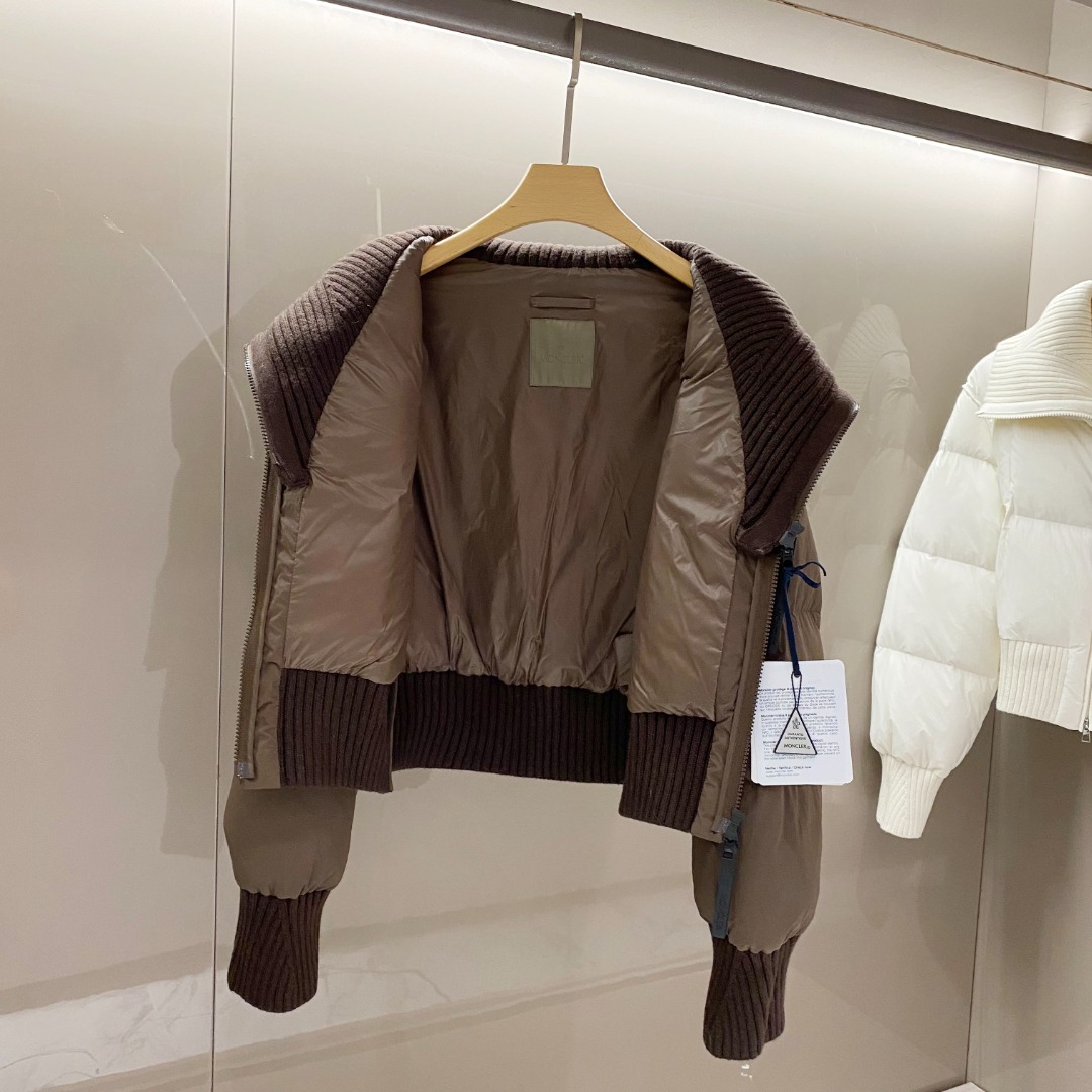 Moncler Jadeite Short Down Jacket - FashionPlug