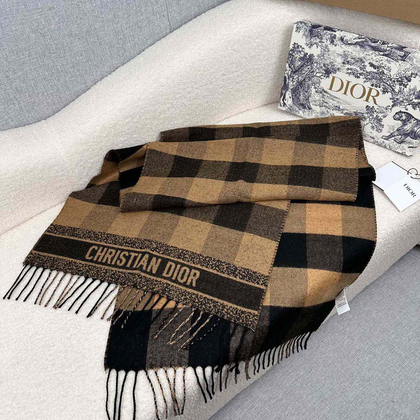 Dior Check'N'Dior Scarf - FashionPlug