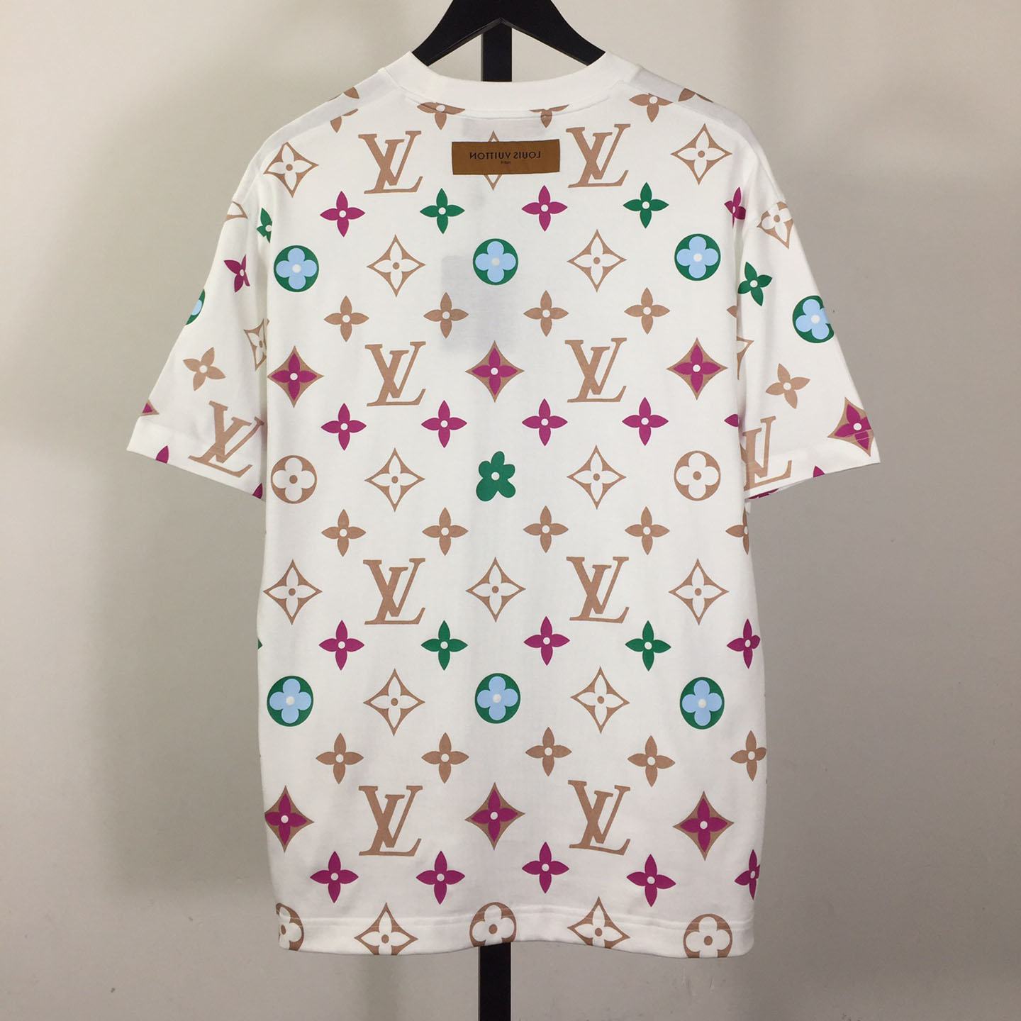 Louis Vuitton Logo T-Shirt - FashionPlug