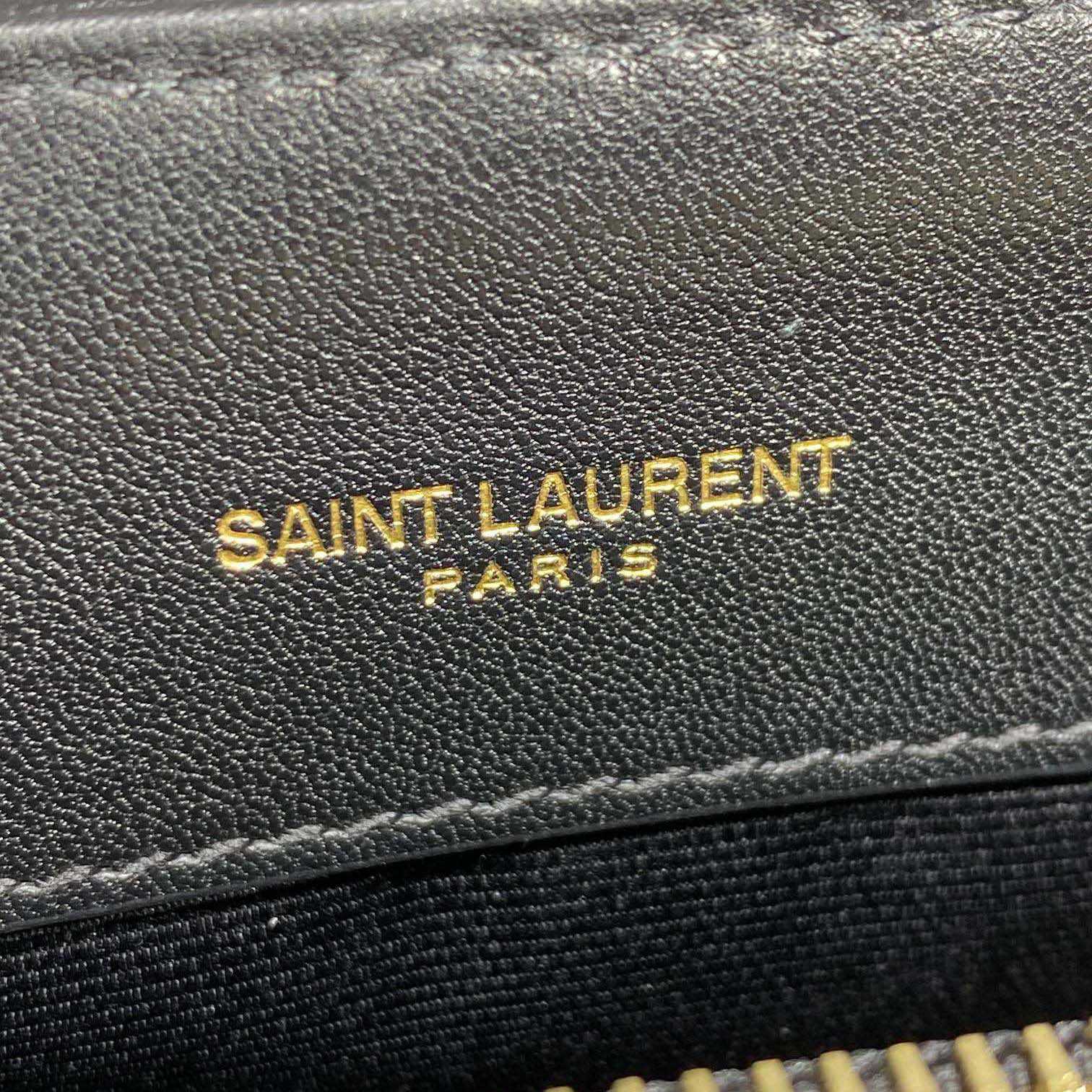 Saint Laurent Loulou Shoulder Bag   25x17x9cm - FashionPlug