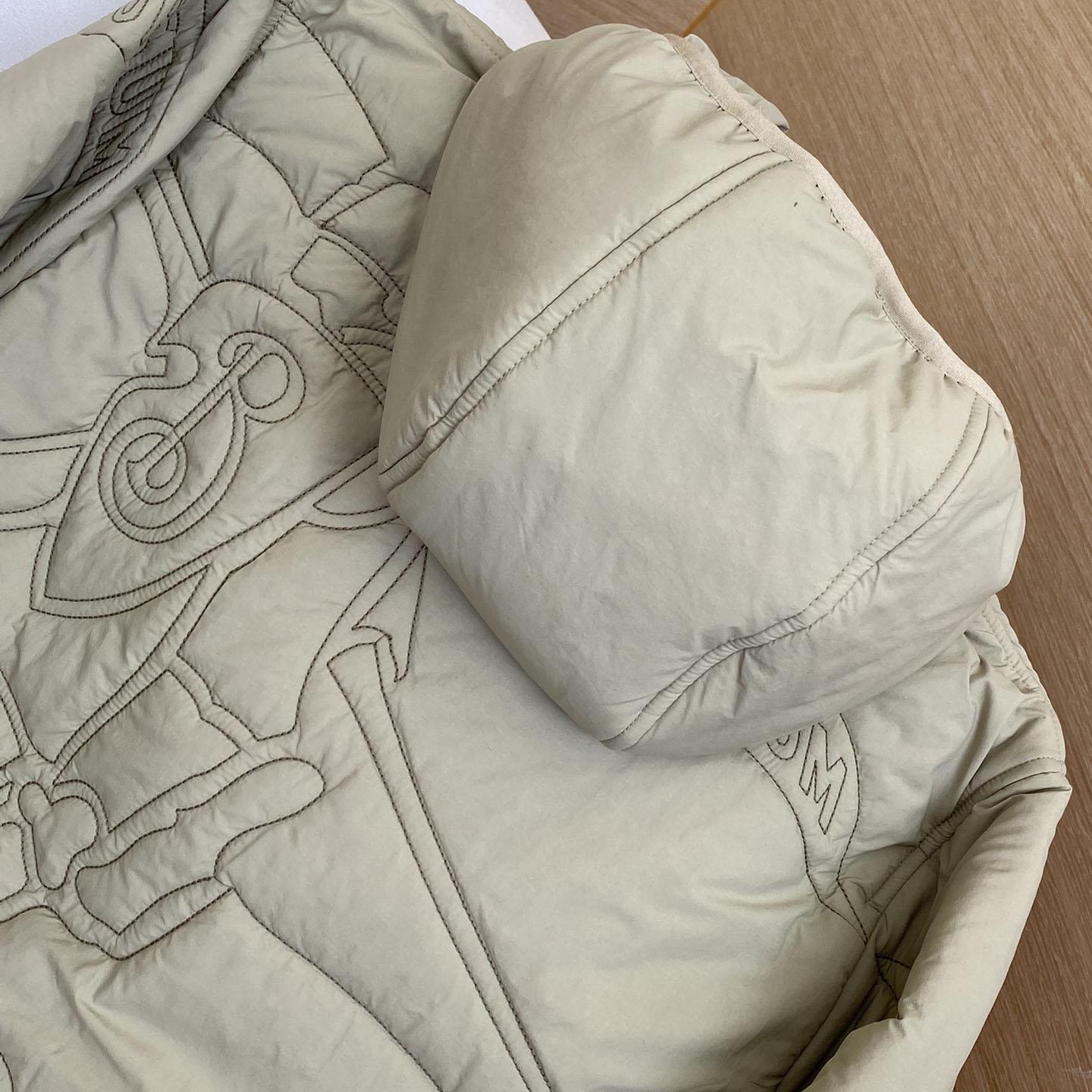 Burberry EKD Padded Jacket - FashionPlug