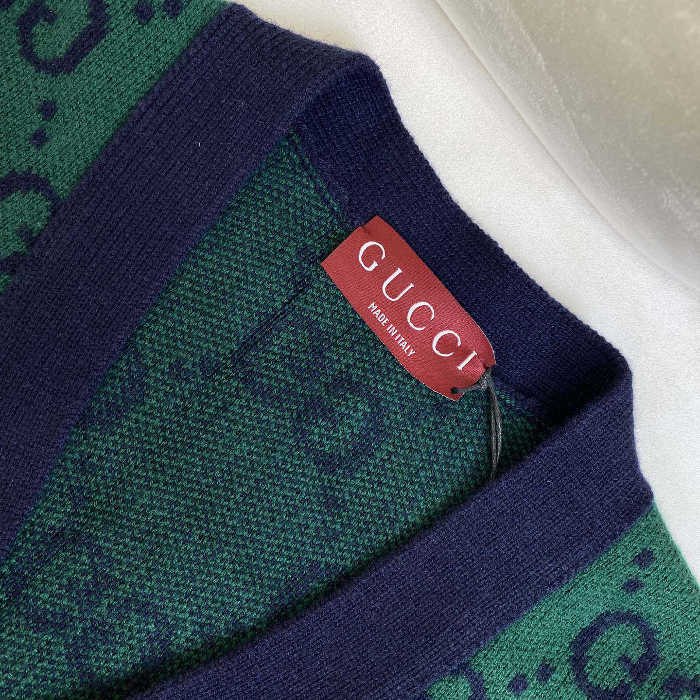 Gucci GG Degradé Wool Jacquard Cardigan - FashionPlug