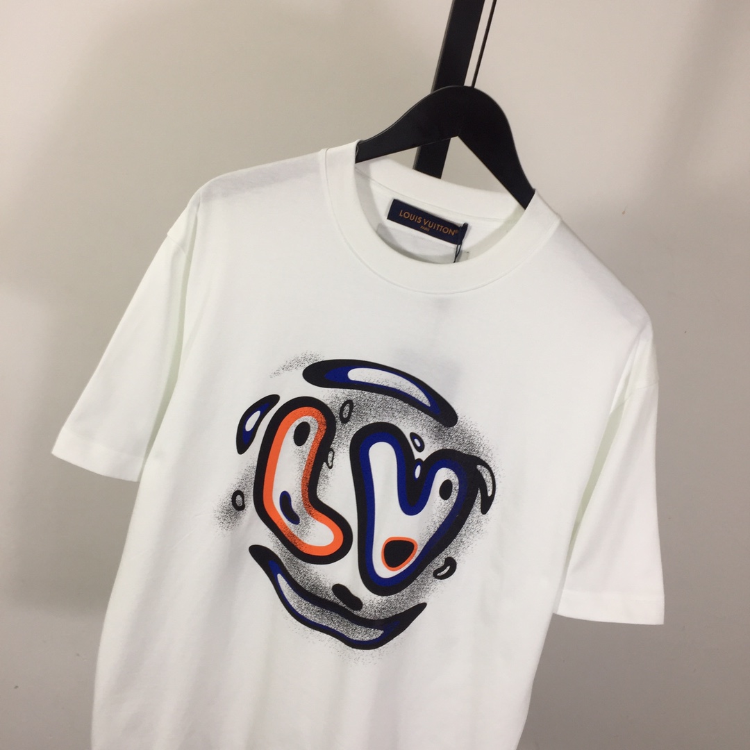 Louis Vuitton Logo T-Shirt - FashionPlug