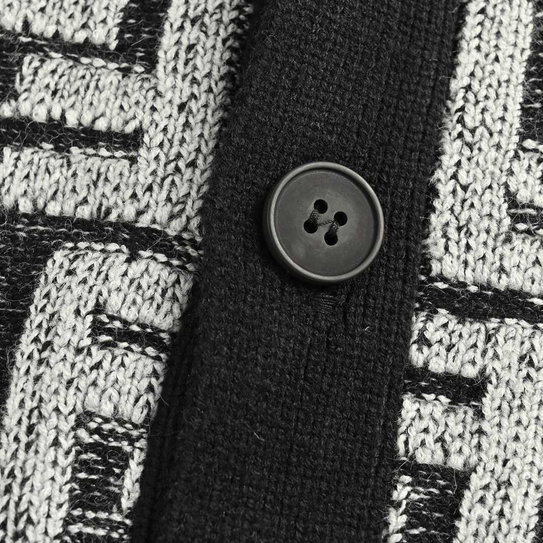 Fendi Cardigan - FashionPlug