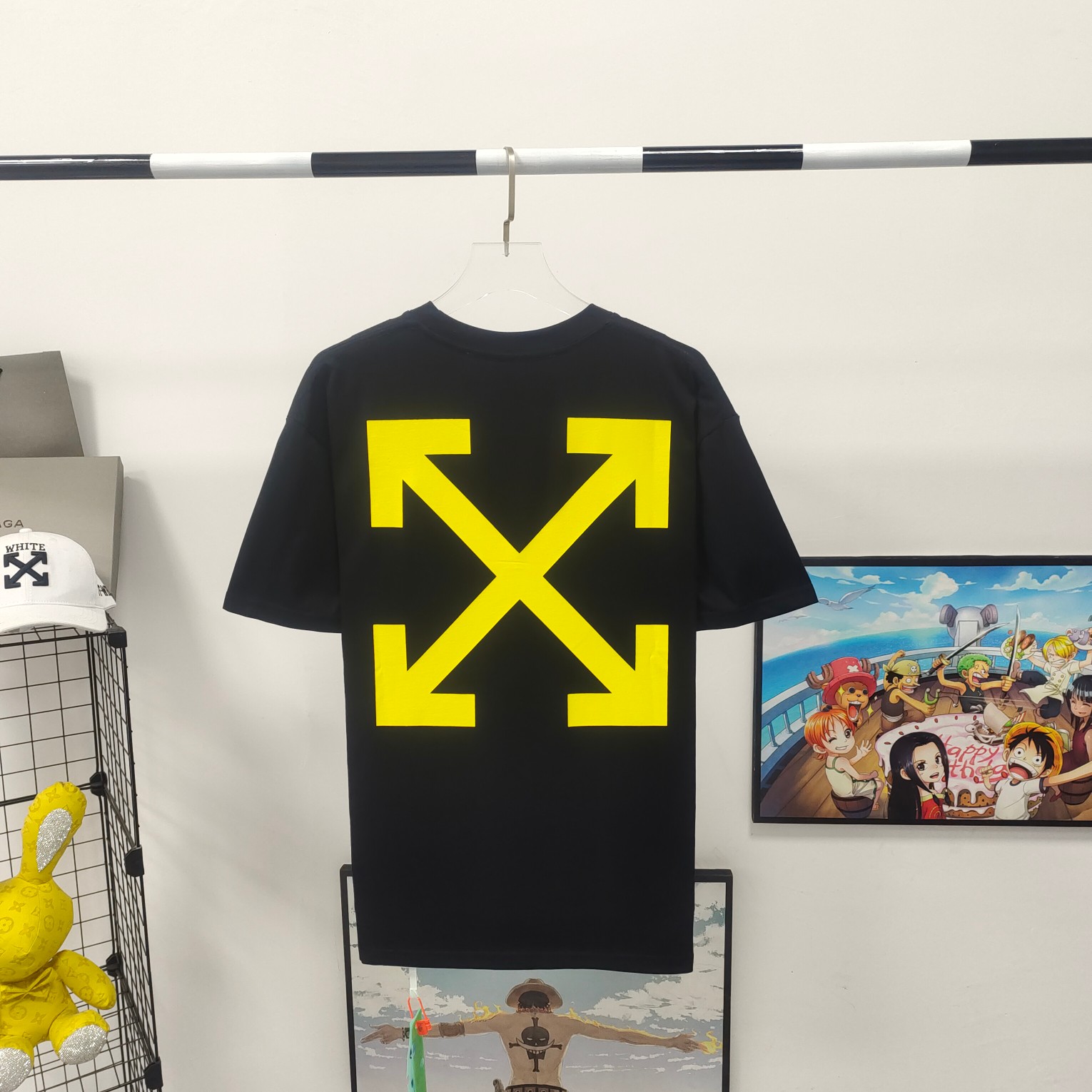 Off-White T-Shirt - FashionPlug