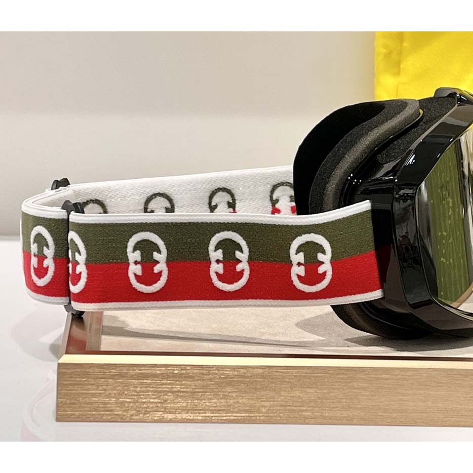 Gucci Ski Goggles  - FashionPlug