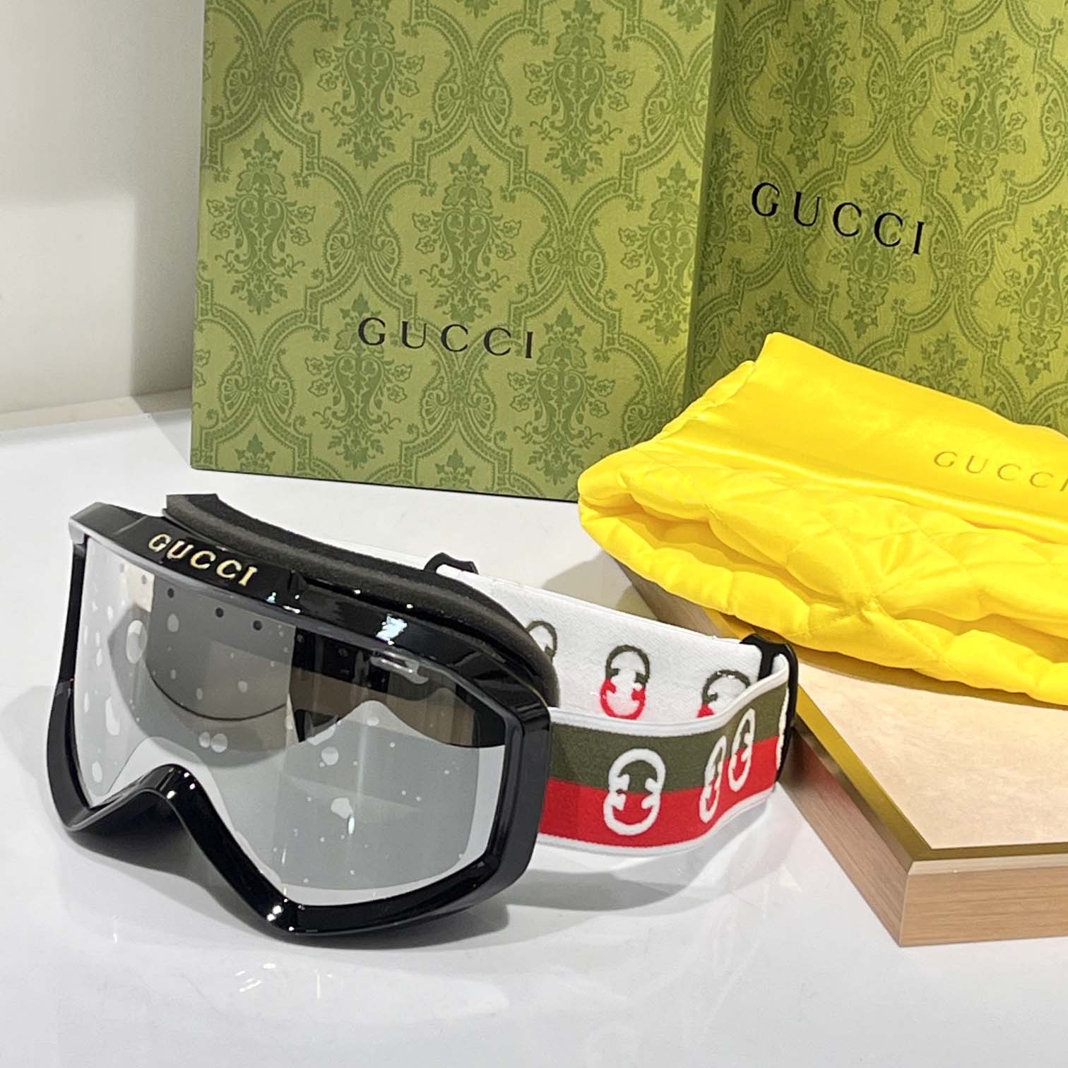 Gucci Ski Goggles  - FashionPlug